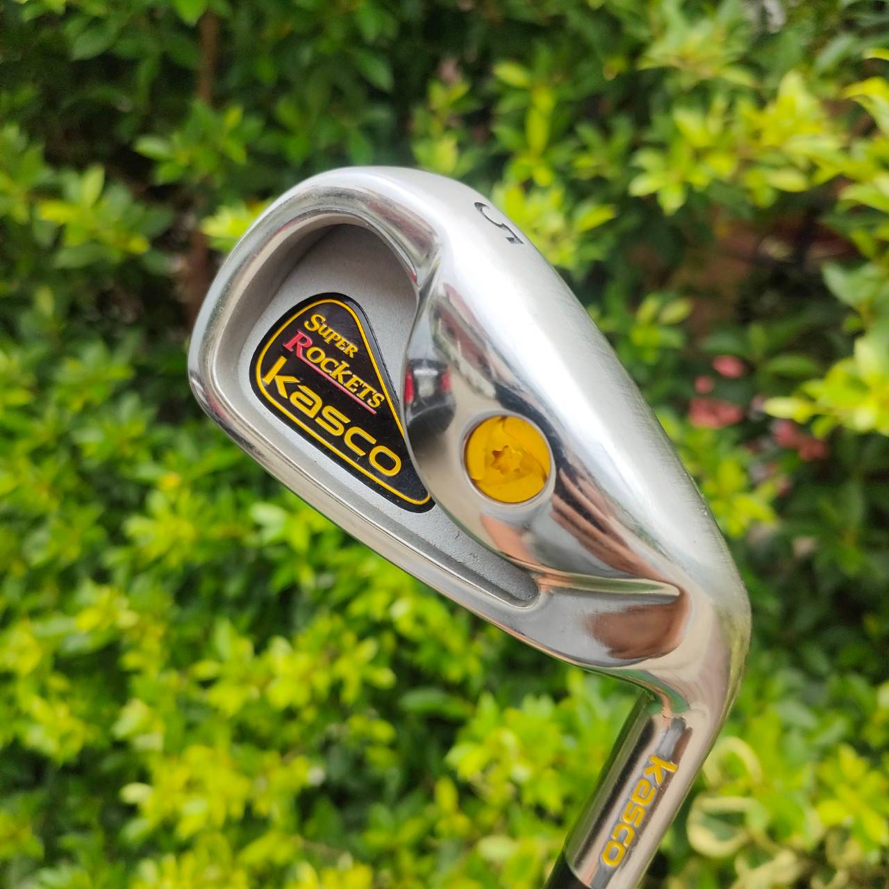 ชุดเหล็ก KASCO SUPER ROKETS มีเหล็ก 5-9 เเละ PW AW SW ก้าน SUPER ROCKETS FLEX R ก้านเบาแค่ 57 กรัม ในชุดเหล็กถือว่าเบามาก เป็นชุดเหล็กรุ่น TOP สุดของ KASCO ทำเป็นไม้พรีเมี่ยม เพื่อตอบโจทย์รุ่นใหญ่ ไม้กอล์ฟมือสอง ของแท้ BY NakaraLuxurious