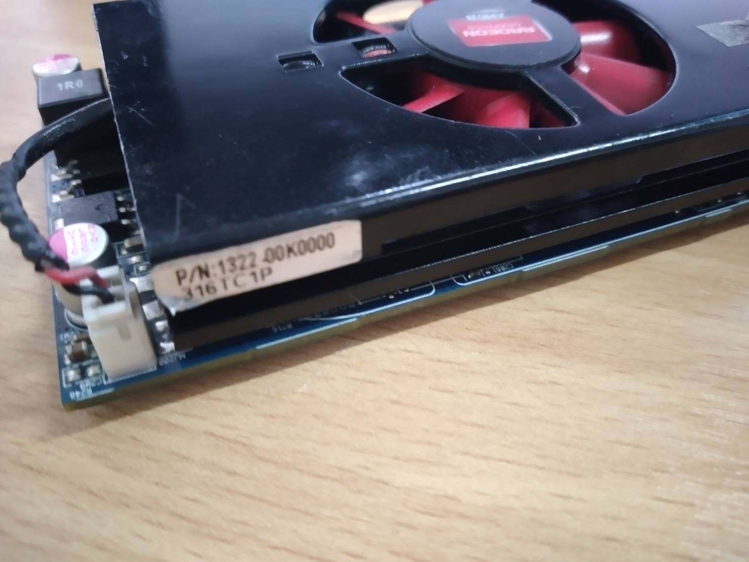Amd Radeon HD7570 Dvi Video Card 9M4KG DDR5