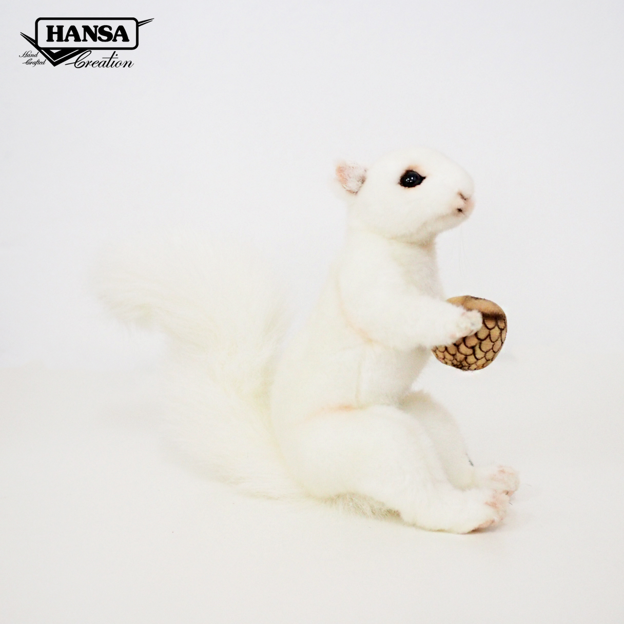 7742 Squirrel White 18 cm. H