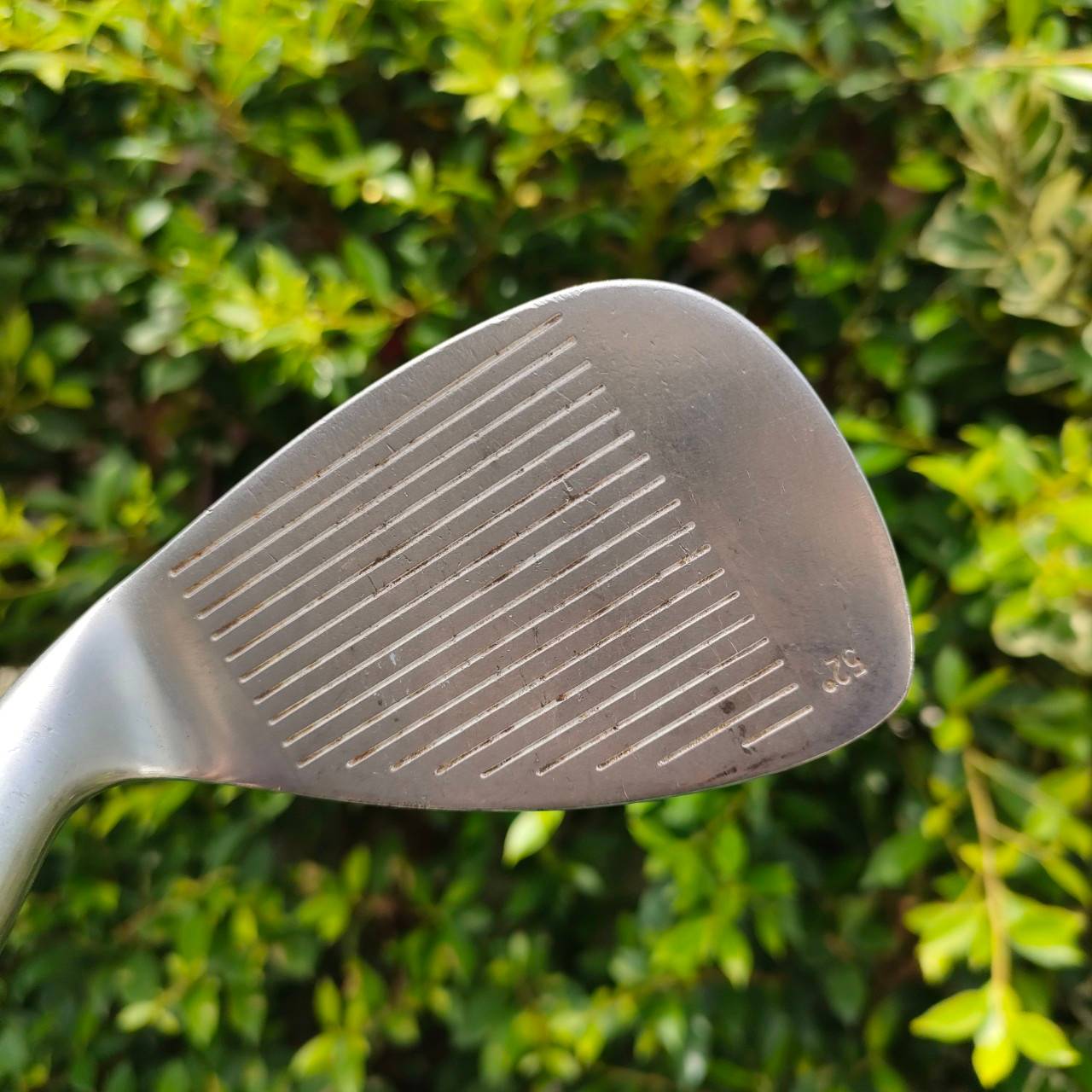 SW TOUR SERIES LIMITED EDITION ** กริฟชำรุด ** องศา 56 WEDGE แบบมี Cavity ชิพง่ายมากๆครับ