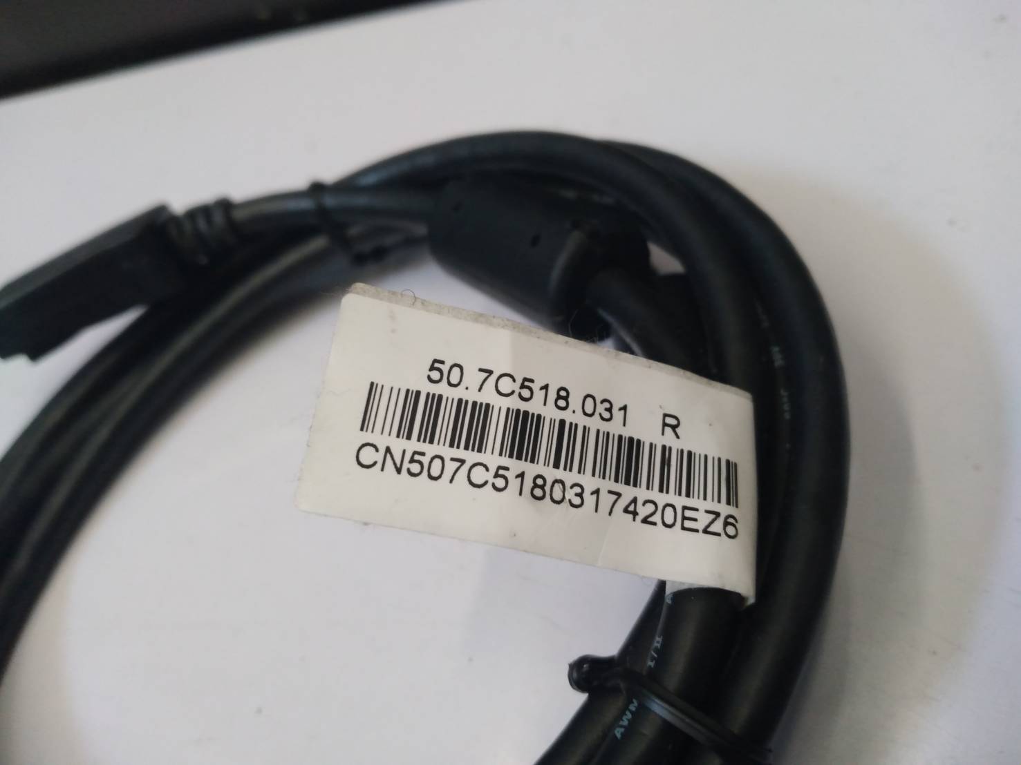 Hotron E246588 1.8m Display Porte