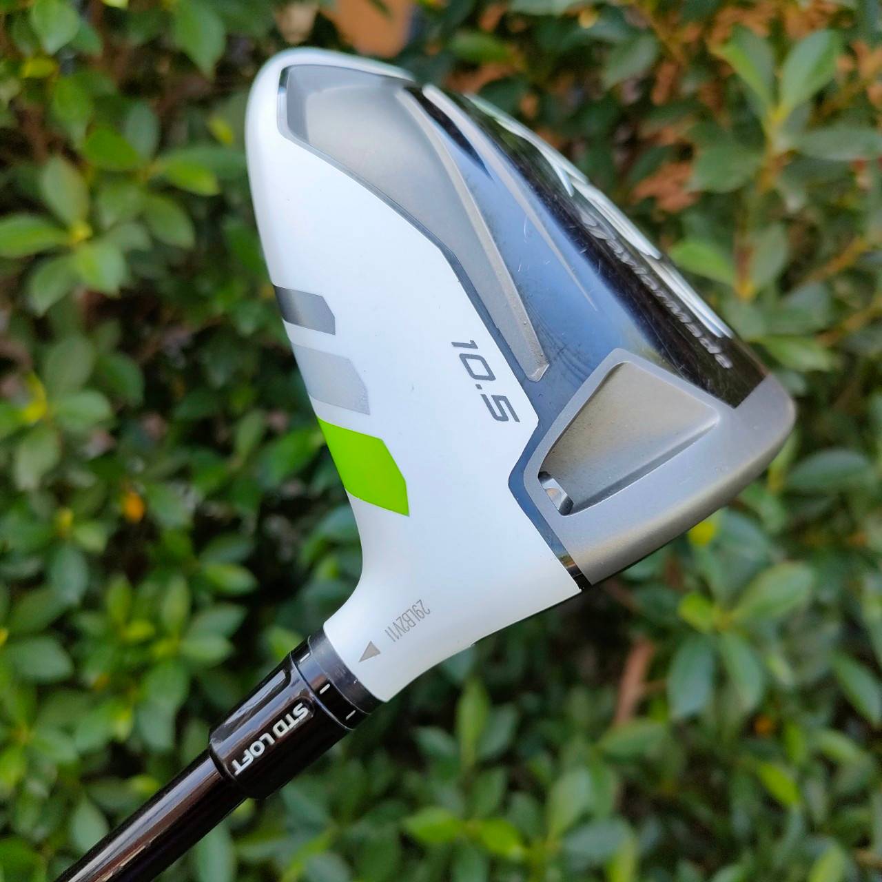 DRIVER TAYLORMADE RBZ องศา 10.5 ก้าน ROCKETBALLZ FLEX R หัวขาว หัวใหญ่ ตีง่ายมากๆ สามารถไขปรับได้ มีหมุดถ่วง บล๊าน เสียงเพราะสนั่น