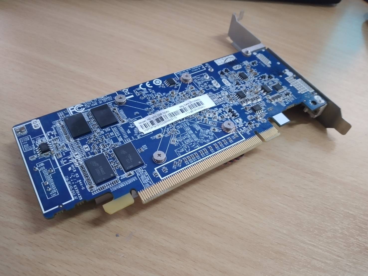 HD7470 2GB DDR3 PCIe 288-9E145-103AC VG.PCP74.701 Graphics Video Card