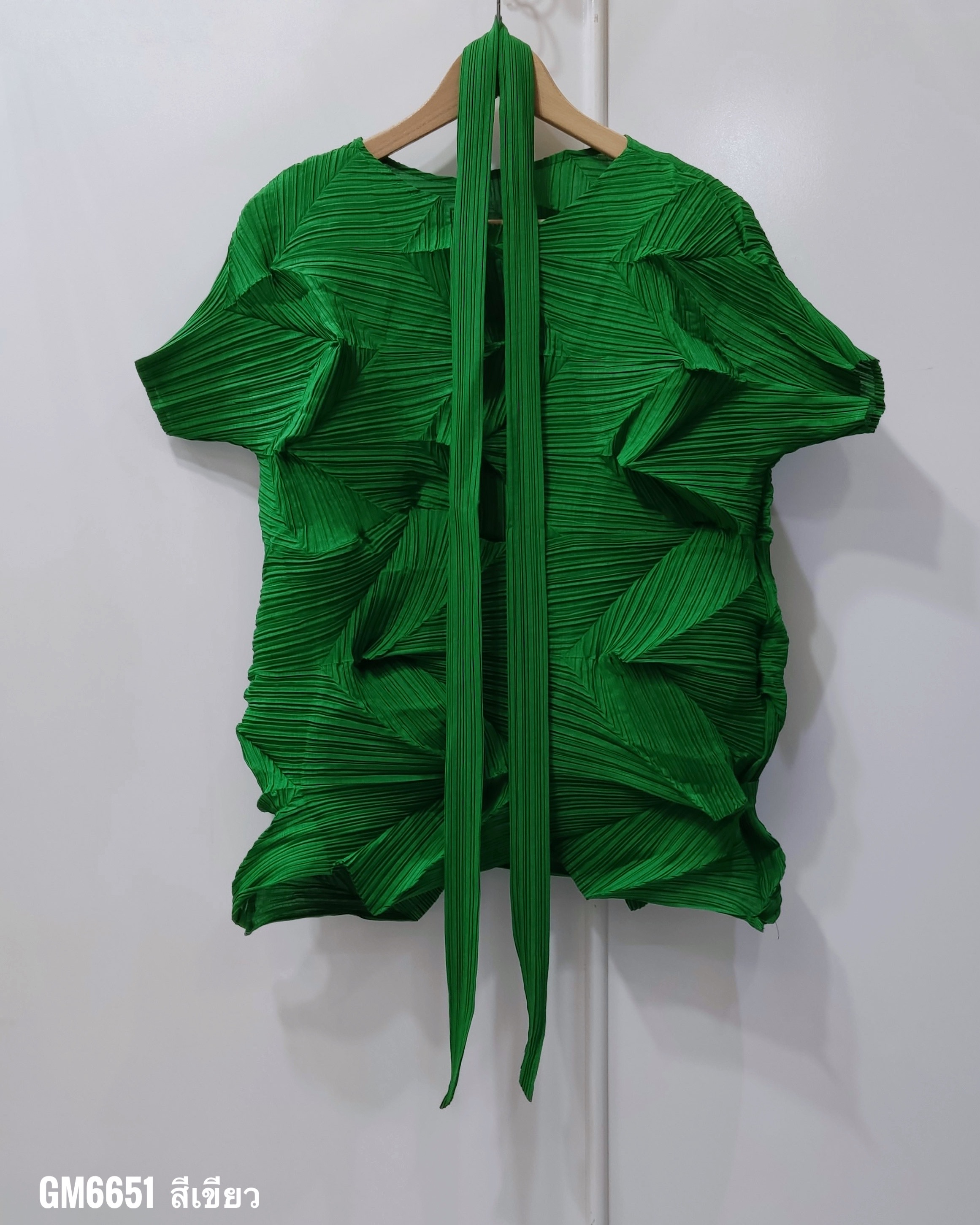 อกถึง 42 นิ้ว 2MUAY รุ่น GM6651 เสื้ออัดพลีท SHORT SLEEVE ZIG ZAG PLEATED TOP 15 สี FREE SIZE