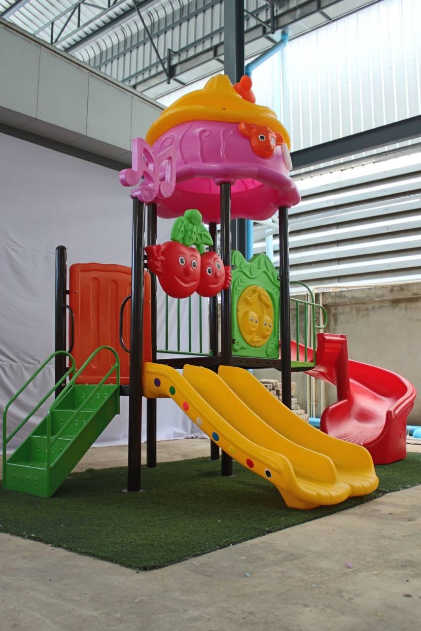 เครื่องเล่นสนาม กลางแจ้ง, ชุดหมีน่ารัก, กระดานลื่น, สไลเดอร์ ,ของเล่น,ครุภัณฑ์สนามเด็กเล่น, สพฐ,โครงการโรงเรียนประชารัฐ