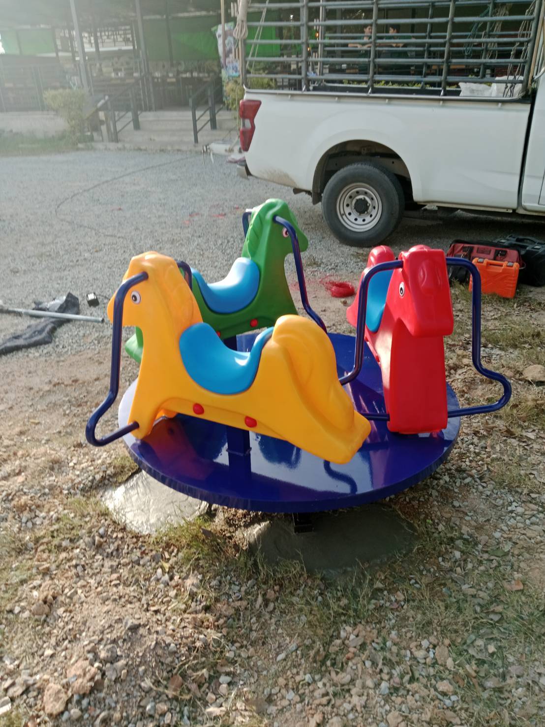 ม้าโยก, ม้าหมุน3ที่นั่ง ม้าน้อย ม้ายูนิคอน เครื่องเล่นสนาม สินค้าพร้อมส่ง