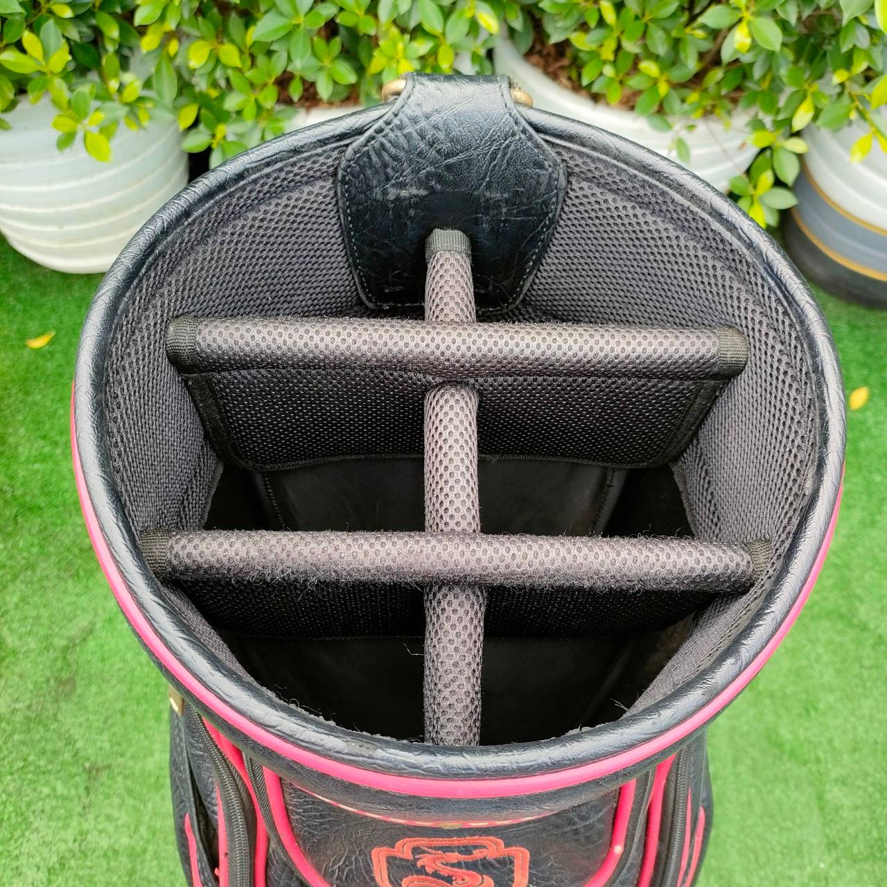 ถุงกอล์ฟ SAMURAI - DRAGON มือสอง **มีตำหนิ ถุงลอกนิดหน่อย**