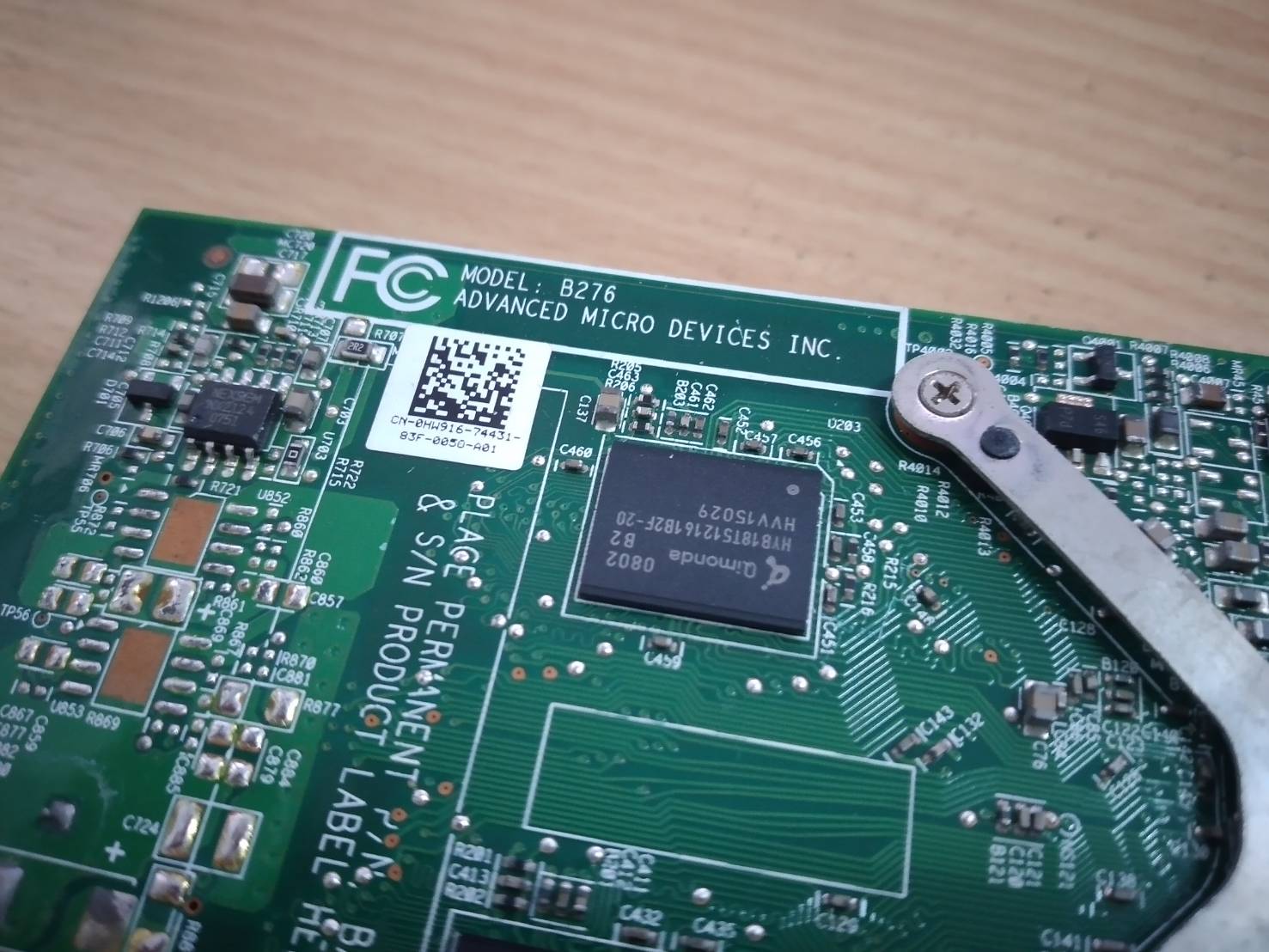 ATI Radeon 256MB PCI Express DMS-59 S-Video Graphics Card 7120035100G (003A2)