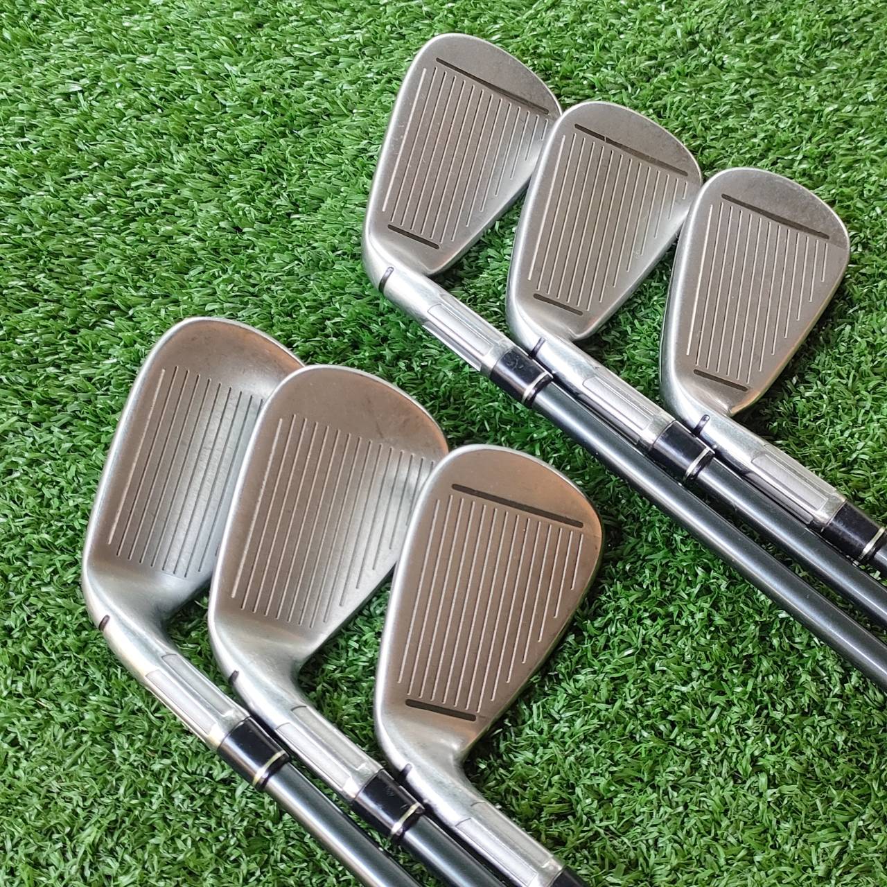 ชุดเหล็ก Taylormade M2 <ตัวใหม่> มี Speed Pocket เหล็กหน้าเด้ง ตีไกล สวยดุดัน สภาพสวยมาก ไม้กอล์ฟพรีเมี่ยมมือสอง ของแท้ By NakaraLuxurious