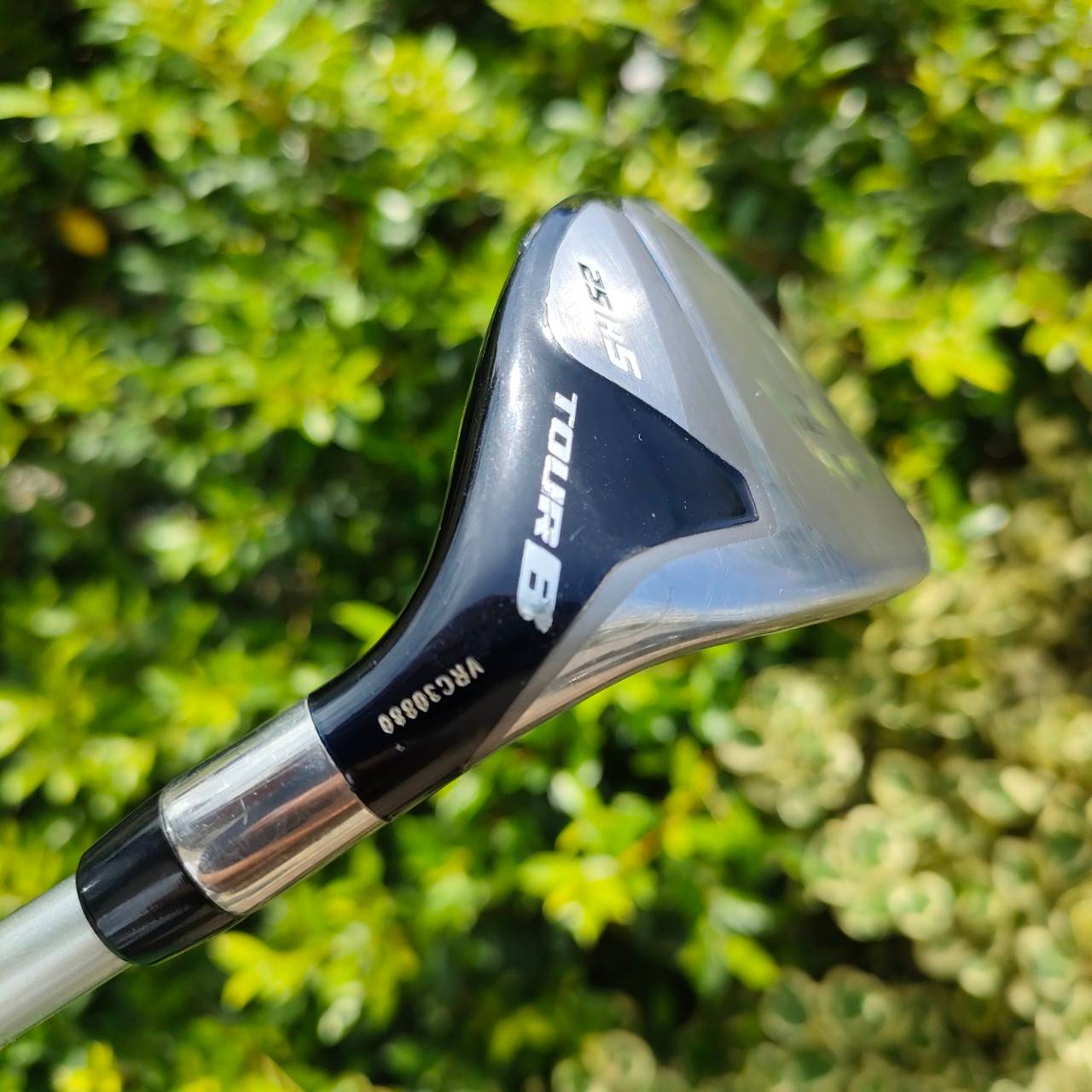 HYBRID BRIDGESTONE JGR TOUR B องศา 25 ก้าน JGR TGI-HY FLEX R ตีสุดมันส์ ตีแม่นยำ รูปทรงน่าตีออก ออกแบบได้ลงตัวครับรุ่นนี้ น่าตีมากๆ เป็นไม้ญี่ปุ่นที่ควรเล่นเลยครับ วัสดุพรีเมี่ยม