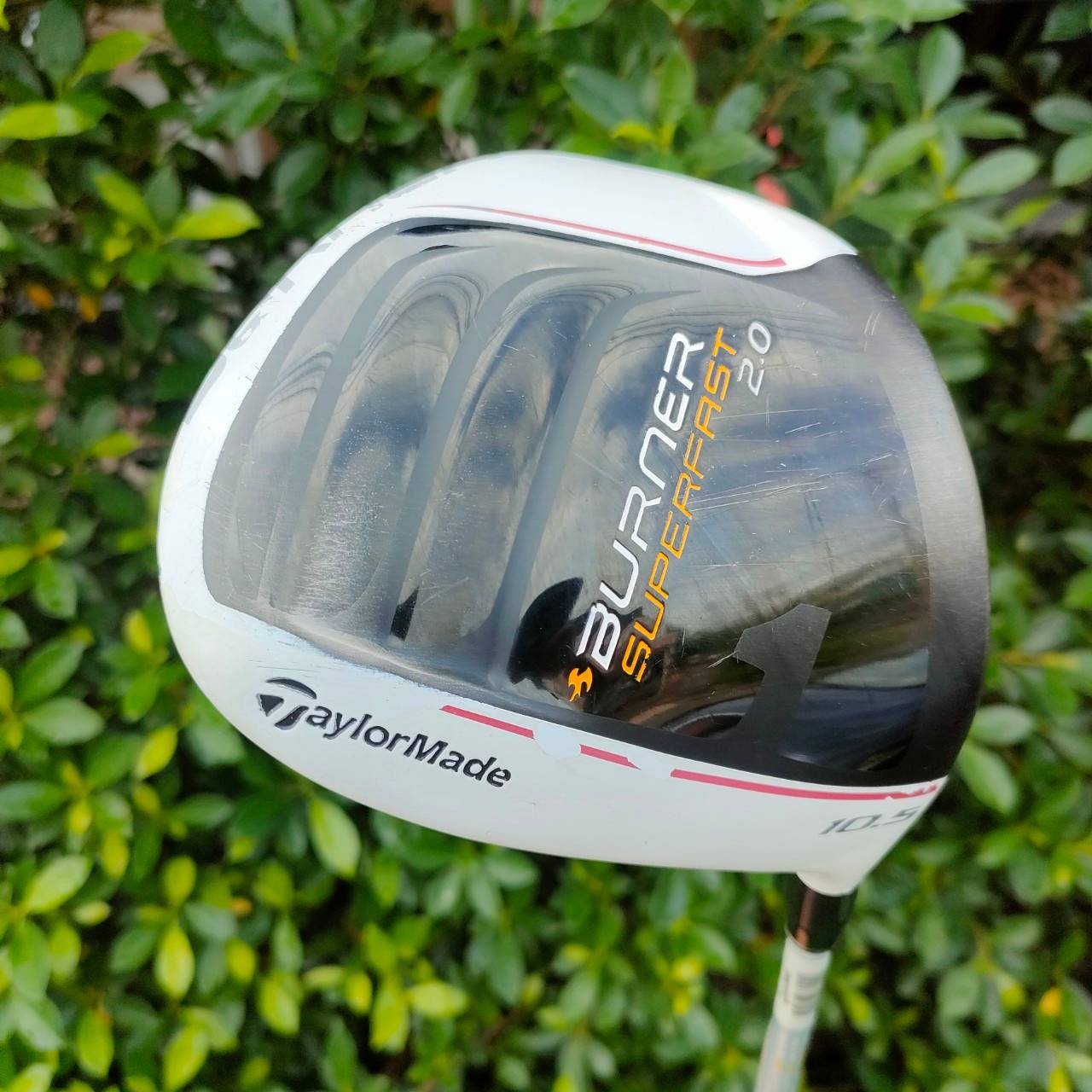 DRIVER TAYLORMADE BURNER SUPERFAST 2.0 องศา 10.5 ก้าน BURNER 2.0 SUPERFAST 65 FLEX R ตัวนี้หัวขาว เน้นตีง่ายเหมือนเดิม เพิ่มเติมคือระยะ และฟีลลิ่งที่ดุดันขึ้น