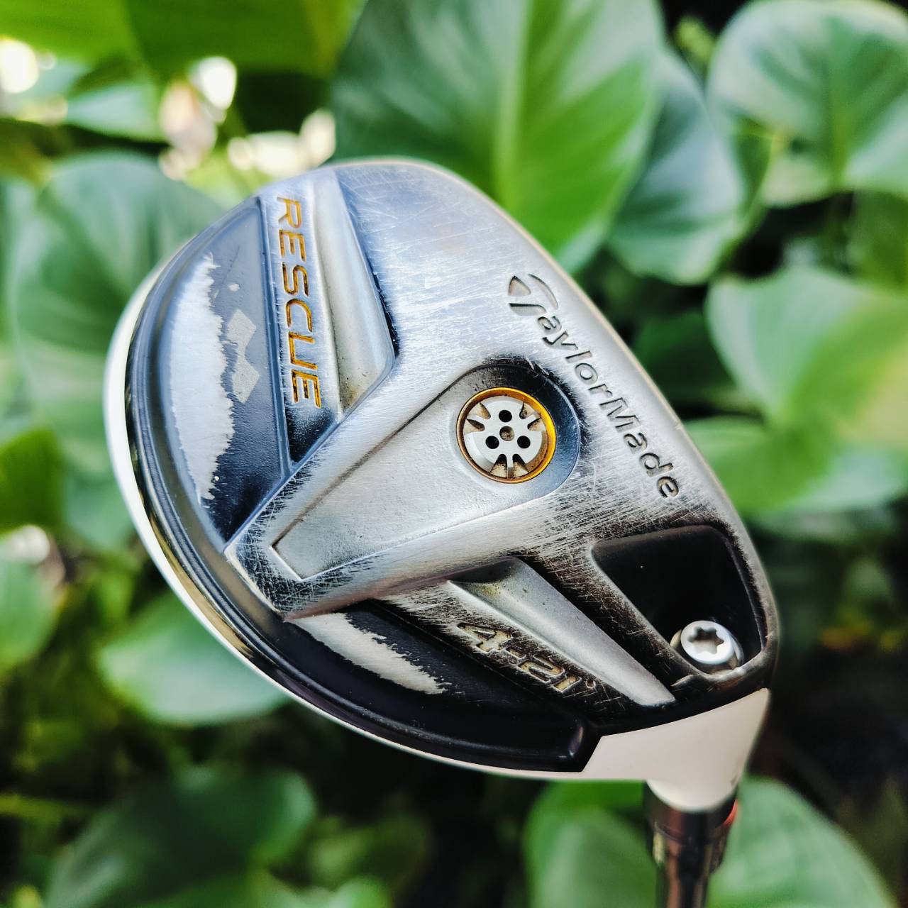 UT4 Taylormade RESCUE องศา 21 ก้าน FUJIKURA FLEX S ตัวนี้ตีดีอันดับต้นๆของ RESCUE เพราะหน้ากว้างตีงโดนง่ายมาก ไม้กอล์ฟพรีเมี่ยมมือสอง ของแท้ By NakaraLuxurious