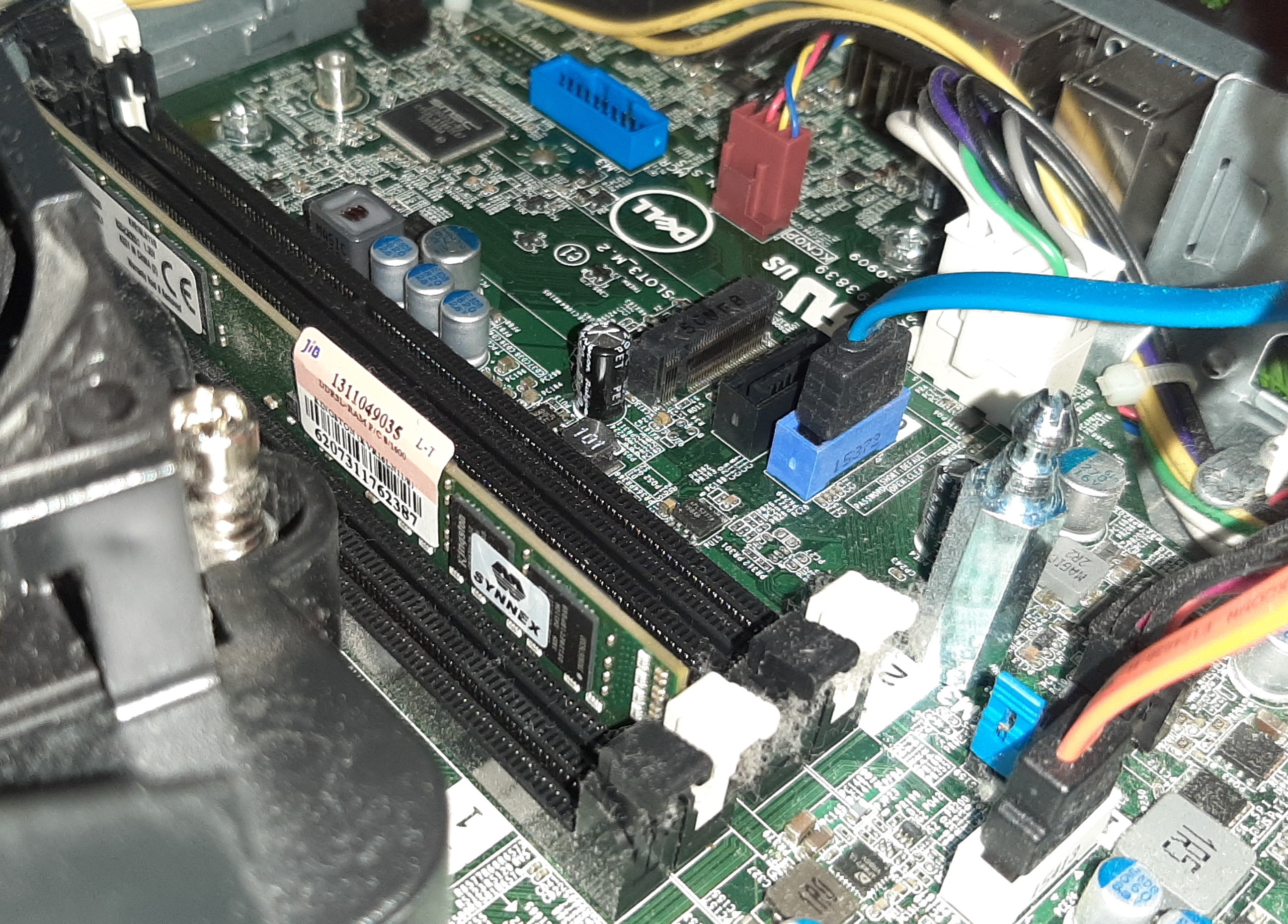 พีซีมือสองสภาพดี ประกัน 1 เดือน Dell OptiPlex 5040 SFF (i5-6500 Ram8GB HDD500GB)