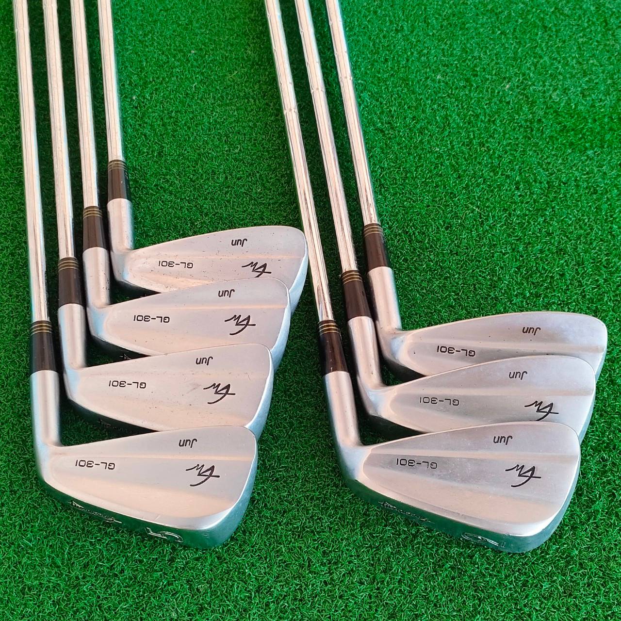 ชุดเหล็ก GREEN WAY GL-301 มีเหล็ก 5-9 เเละ PW SW เหล็ก FORGED เนื้อสวยใส ใบเบลดคมๆ มันส์ๆ จากญี่ปุ่น