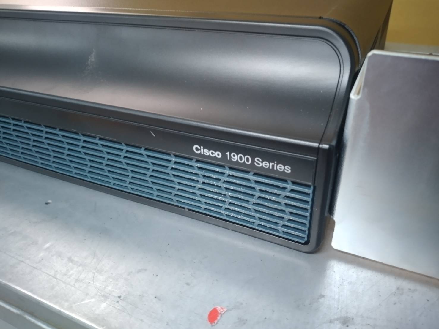 CISCO 1941/K9 1900 Series Integrated Services Gigabit Router 2U