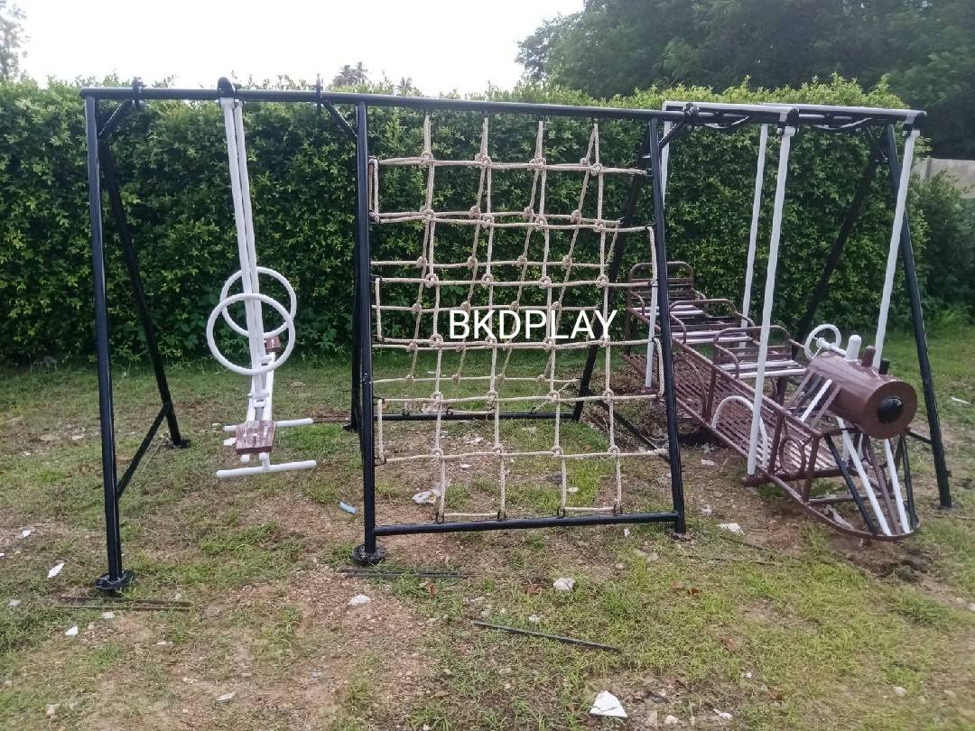 เครื่องเล่นสนามกลางแจ้ง ชุดรวมรถไฟ, ประกอบด้วยสไลเดอร์รถไฟโยกปีนป่ายและชิงช้าม้าโยก OutdoorPlayground,ผลิตเครื่องเล่นสนาม,เครื่องเล่นงบสพฐ.ประชารัฐ ราคาโรงงาน