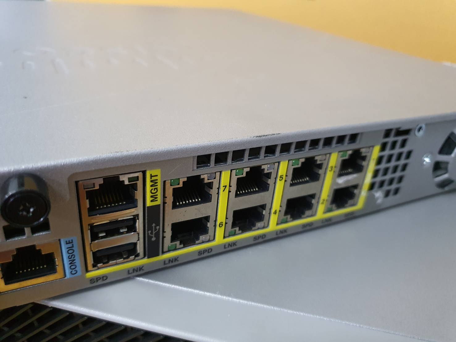 Cisco ASA 5525-X ASA5525 8-Port พร้อม ssd 128GB