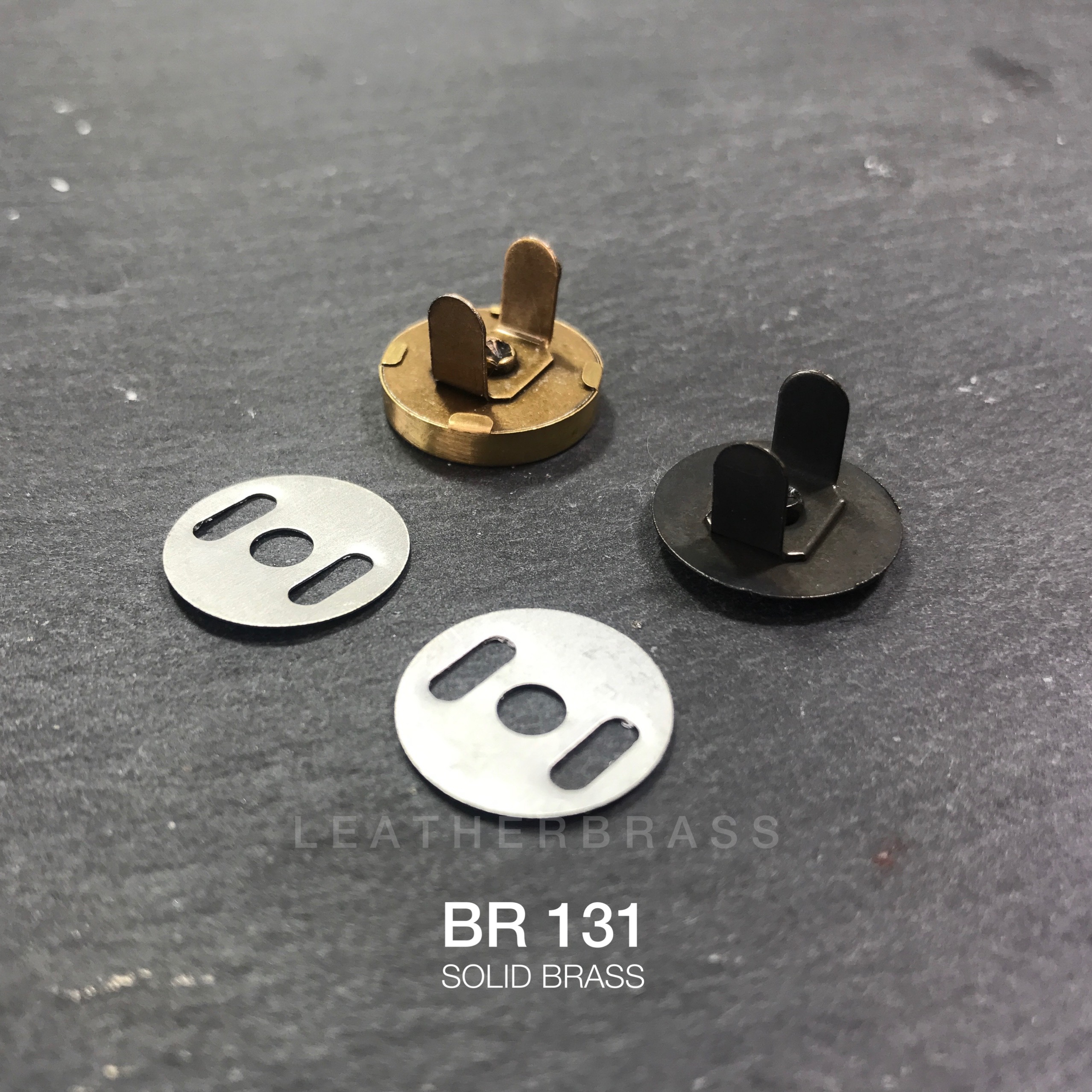 BR131-14 แม่เหล็กกระเป๋ารุ่นทองเหลือง 14 มิล สำหรับทำล็อคกระเป๋า **ราคาต่อชิ้น** อุปกรณ์งานหนัง leatherbrass