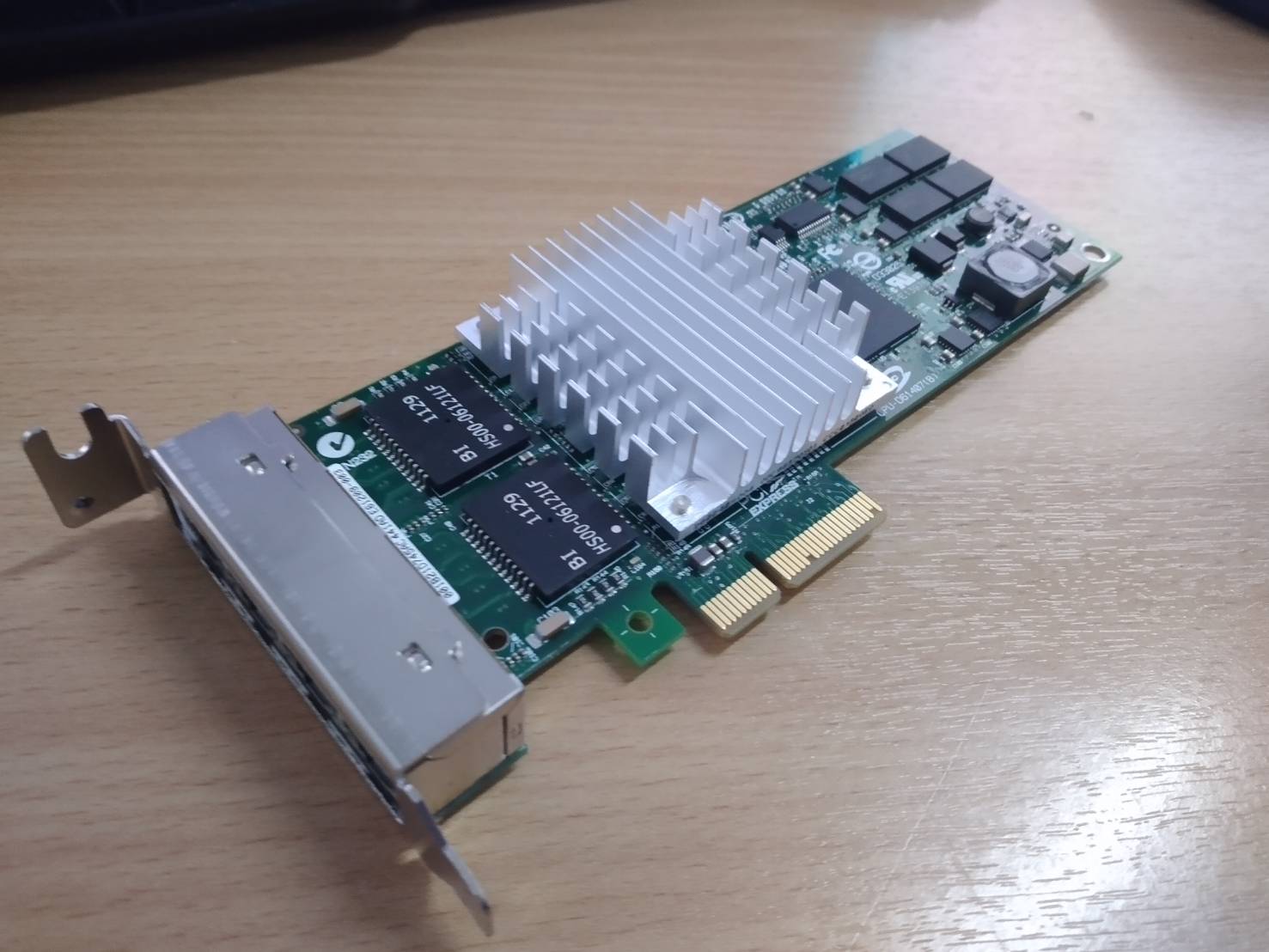 45W1959 IBM Intel Quad Port Gigabit Server Network Adapter PRO/1000PT ขาสั้น