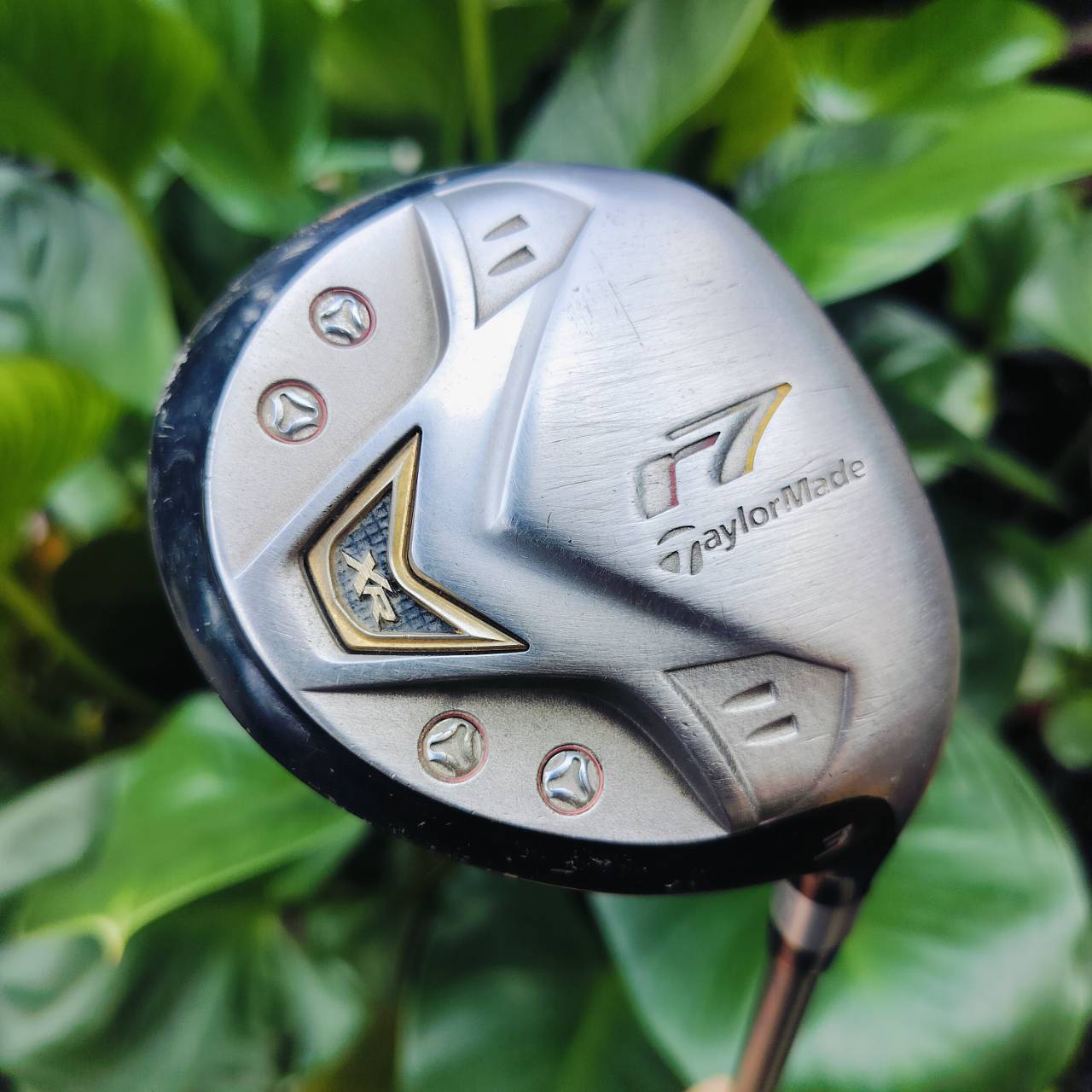 FW3 Taylormade r7 XR ก้าน RE*AX FLEX S ตัว XR เป็นตัวพรีเมี่ยม วางหมุดไว้หลายจุด เพื่อช่วยให้ ตีลูกออกได้ตรง ได้ง่ายที่สุด ไม้กอล์ฟพรีเมี่ยมมือสอง ของแท้ By NakaraLuxurious