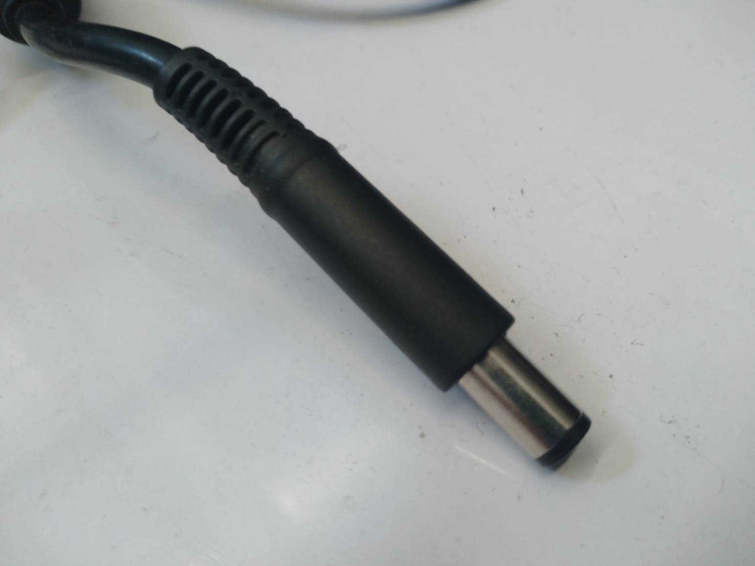 Original OEM 0WW4XY 19.5V 9.23A 180W For Dell INSPIRON 15 7000 7559 7577 045G4G