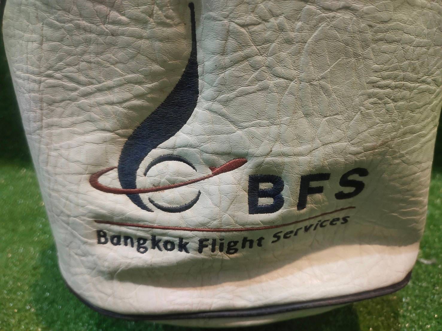 ถุงกอล์ฟหนัง BFS