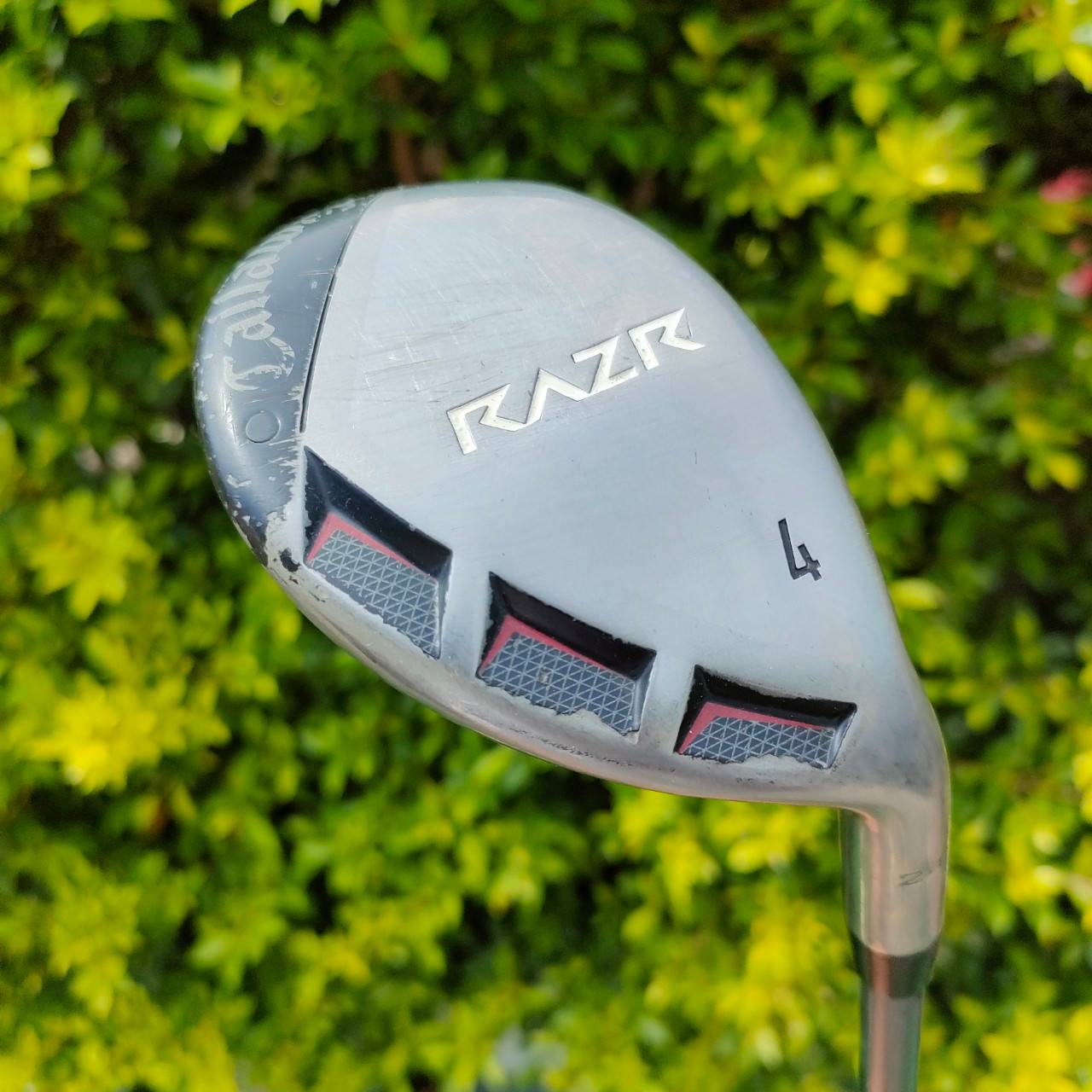 ** ไม้กอล์ฟสำหรับผู้หญิง ** HYBRID 4 CALLAWAY RAZR ก้าน CALLAWAY FLEX W ** หัวไม้มีรอยถลอก มีรูปให้ชมค่ะ ** ก้านเบามาก และตีดีมาก ไม้กอล์ฟมือสอง ของแท้ BY NakaraLuxurious