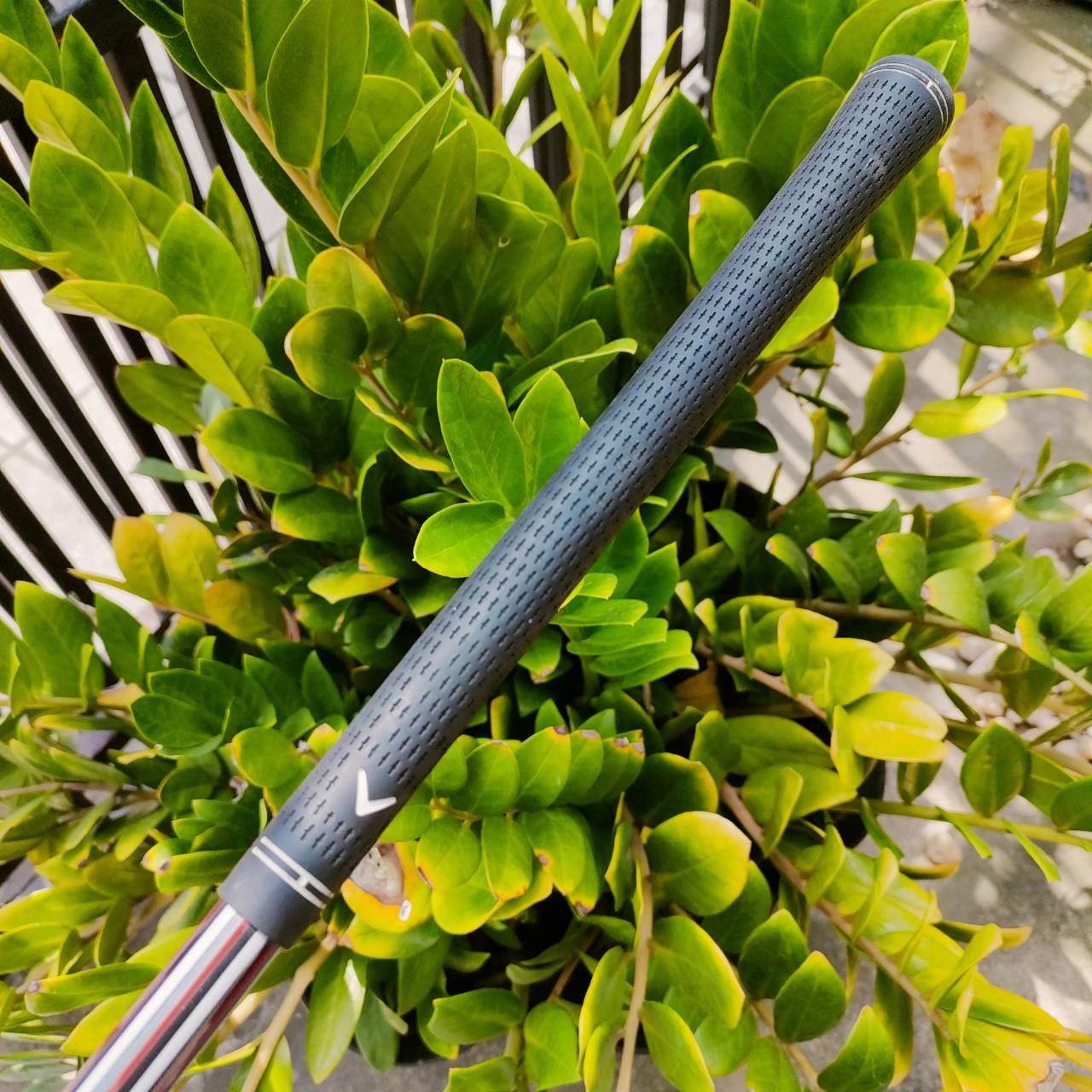 UT4 CALLAWAY APEX องศา 23 ก้าน APEX FLEX R สภาพสวยเดิมๆ เร่งสปีดได้ดี หน้าสัมผัสกว้าง ตีได้อย่างสบาย ตีไกลขึ้น ชดเชยสูง ตีลูกลอยง่าย และเล่นแต่งช๊อตได้บ้าง ไม้กอล์ฟพรีเมี่ยมมือสอง ของแท้ By NakaraLuxurious