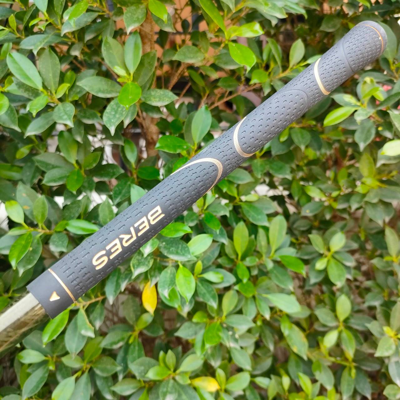 DRIVER HONMA BERES S-06 องศา 9.5 ก้าน ARMRQ X FLEX S ** ก้านระดับ 2 ดาว **