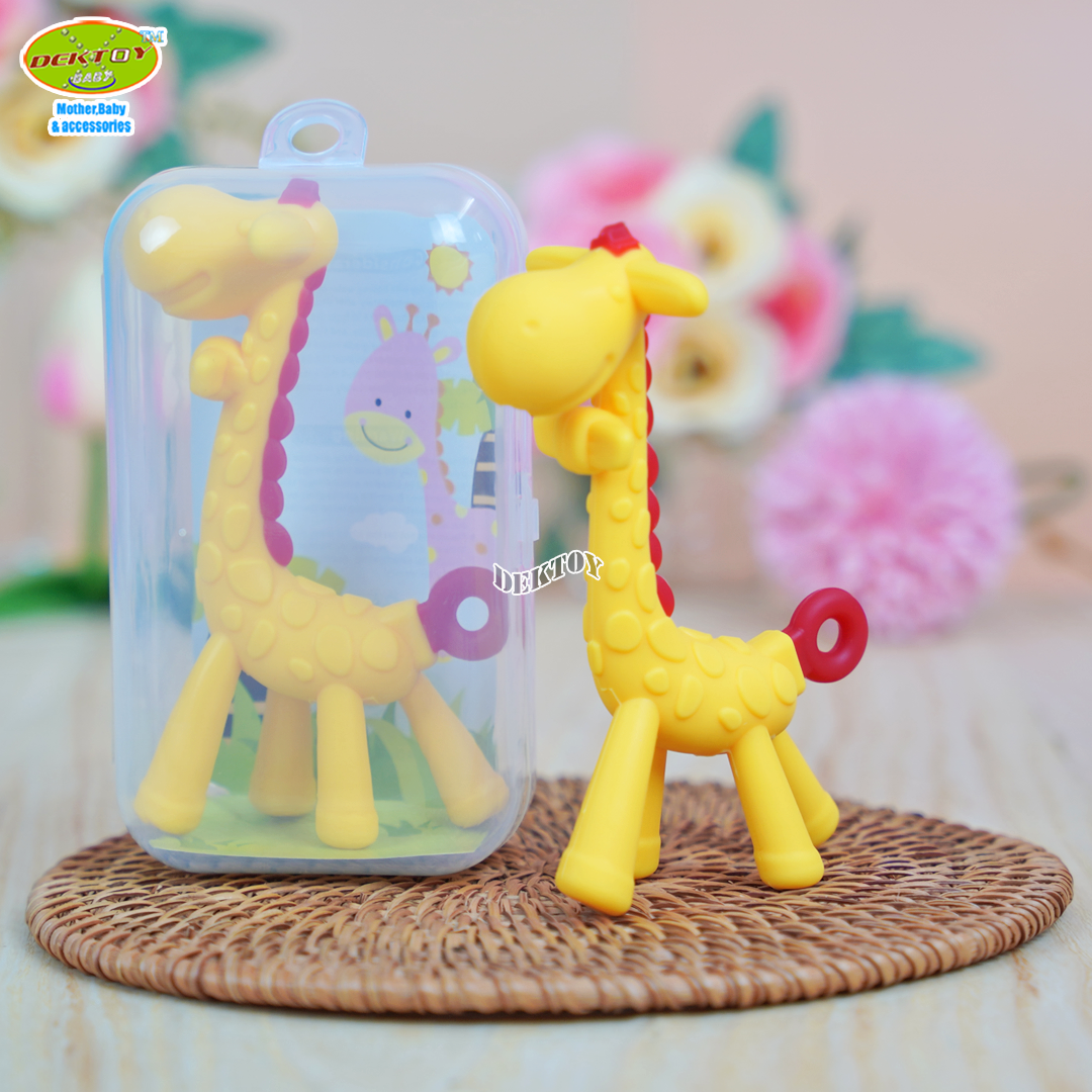 ยางกัดสำหรับเด็ก ยางกัดยีราฟ นึ่งอบได้ กล่องใส 6187A