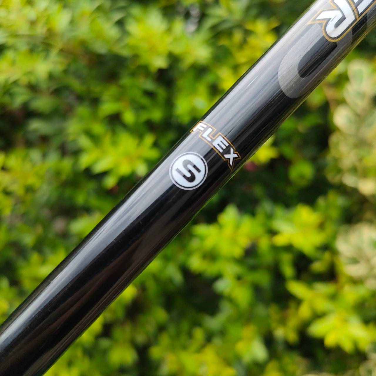 FW3 CLEVELAND LAUNCHER COMP องศา 15 คอมโพสิท ก้าน LAUNCHER FLEX S ตีไกลจัด!!! ระยะเท่า Driver มาพร้อม COVER เดิม สภาพสวยจัด CG ต่ำมากเพราะกระดองเป็นเคฟล่า ทำให้ตีลูกลอยได้ง่ายที่สุด และ ตีไกลมากๆ กระดองเด้ง ราคาหวานมาก!!!