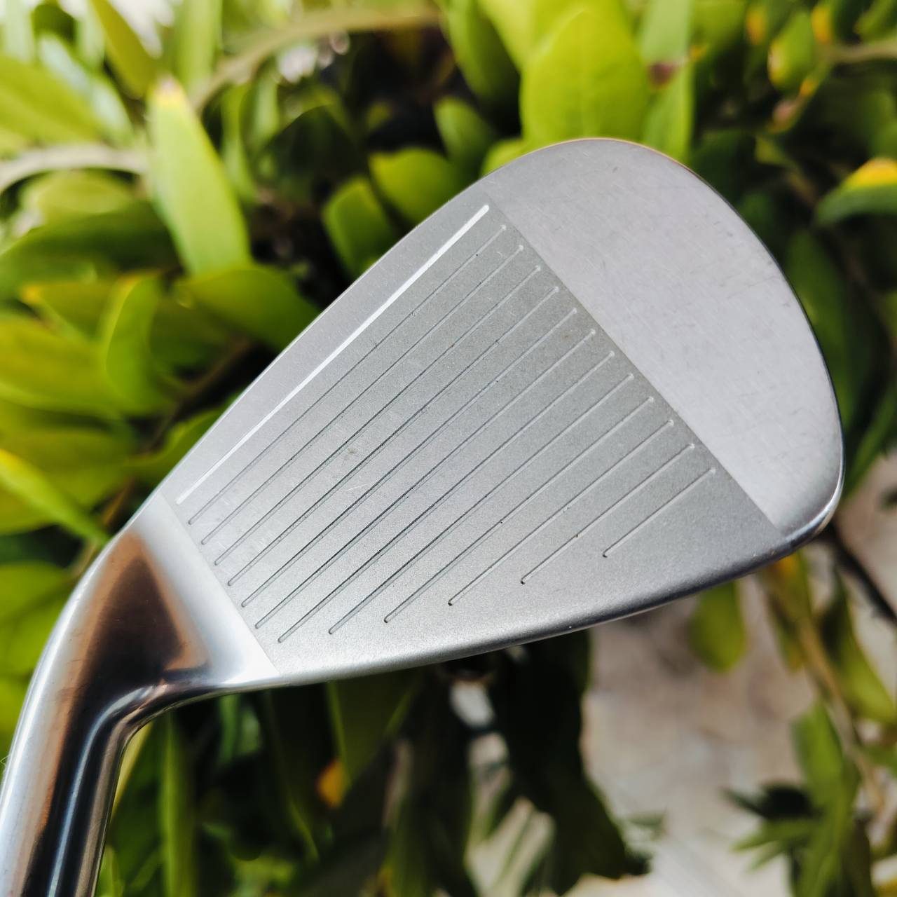 ชุดเหล็กหน้าเด้ง!!! ON OFF UNDER CUT CAVITY หน้าเด้งจัด HI - MARAGING มีเหล็ก 5 6 7 8 9 P A S ก้านแท้เดิมทั้งหมด FLEX R เป็นก้านที่ผลิจโดย DAIWA เป็นกราไฟต์ที่ดีที่สุดในโลก!!! ไม้กอล์ฟพรีเมี่ยมมือสอง ของแท้ By NakaraLuxurious