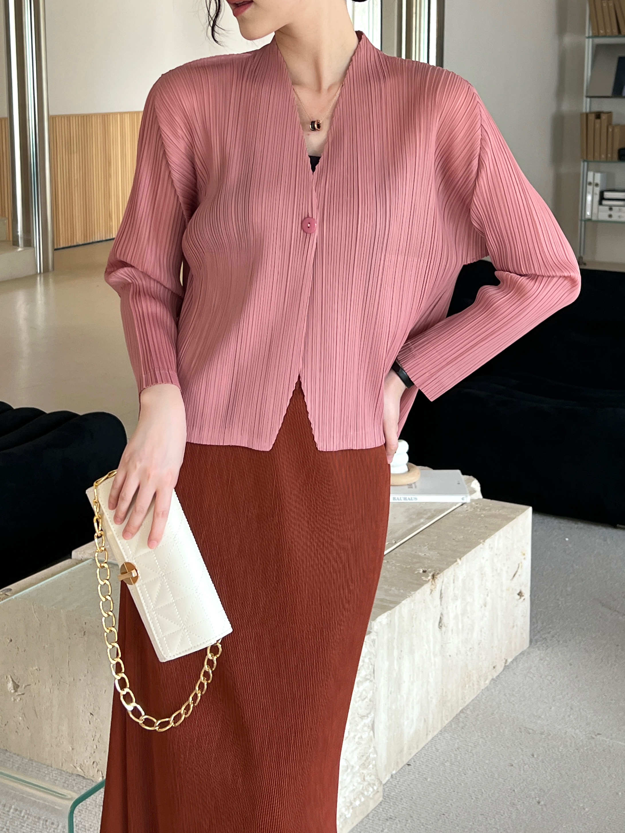 2MUAY รุ่น GJO10149 เสื้อคลุมอัดพลีท V NECK PLEATED CARDIGAN 10 สี FREE SIZE