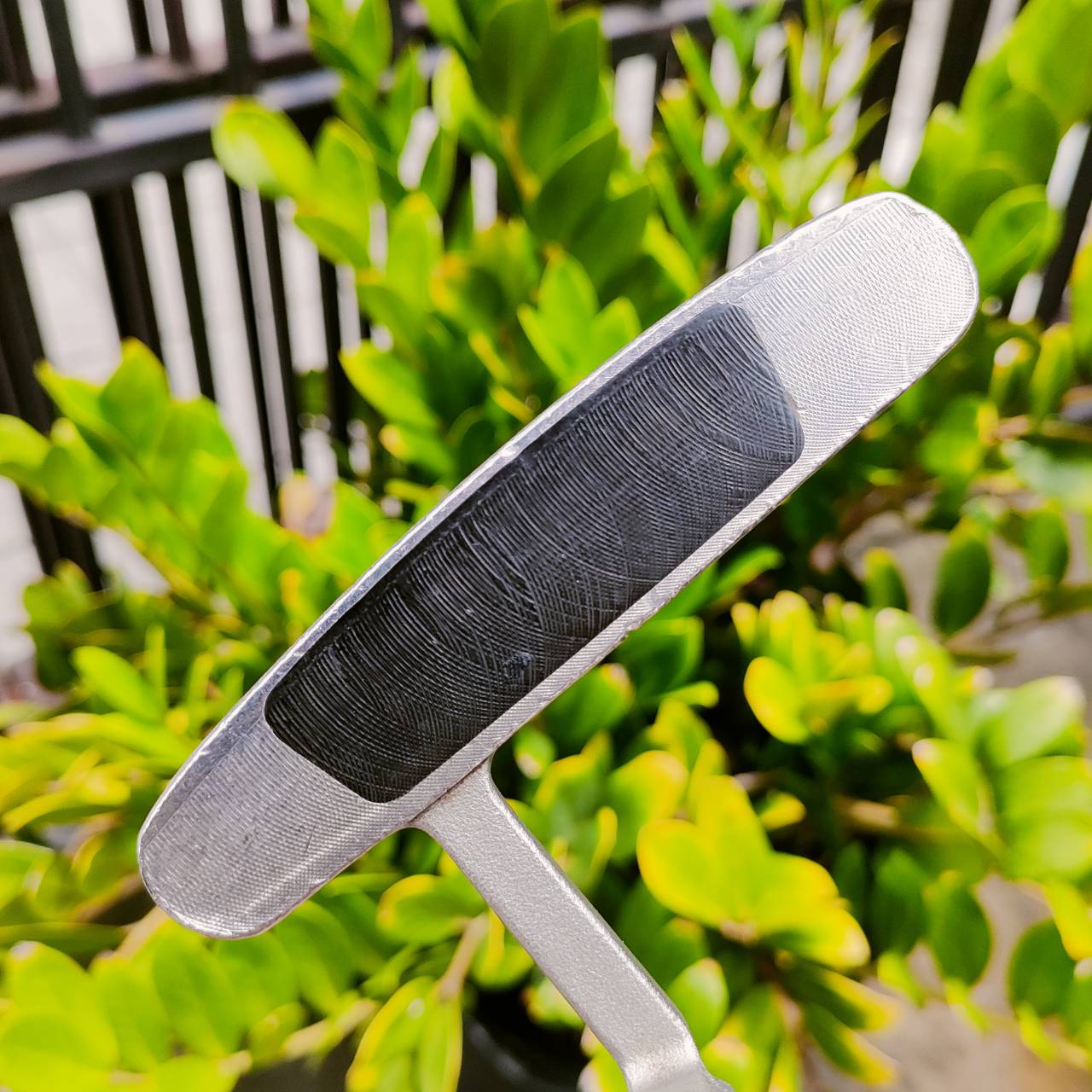 PUTTER ODYSSEY DUAL FORCE 990 ความยาว 34 นิ้ว รุ่นหน้าดำยอดนิยม พัตต์ได้นุ่นวล แต่เกาะไลน์มากๆ ไม้กอล์ฟพรีเมี่ยมมือสอง ของแท้ By NakaraLuxurious
