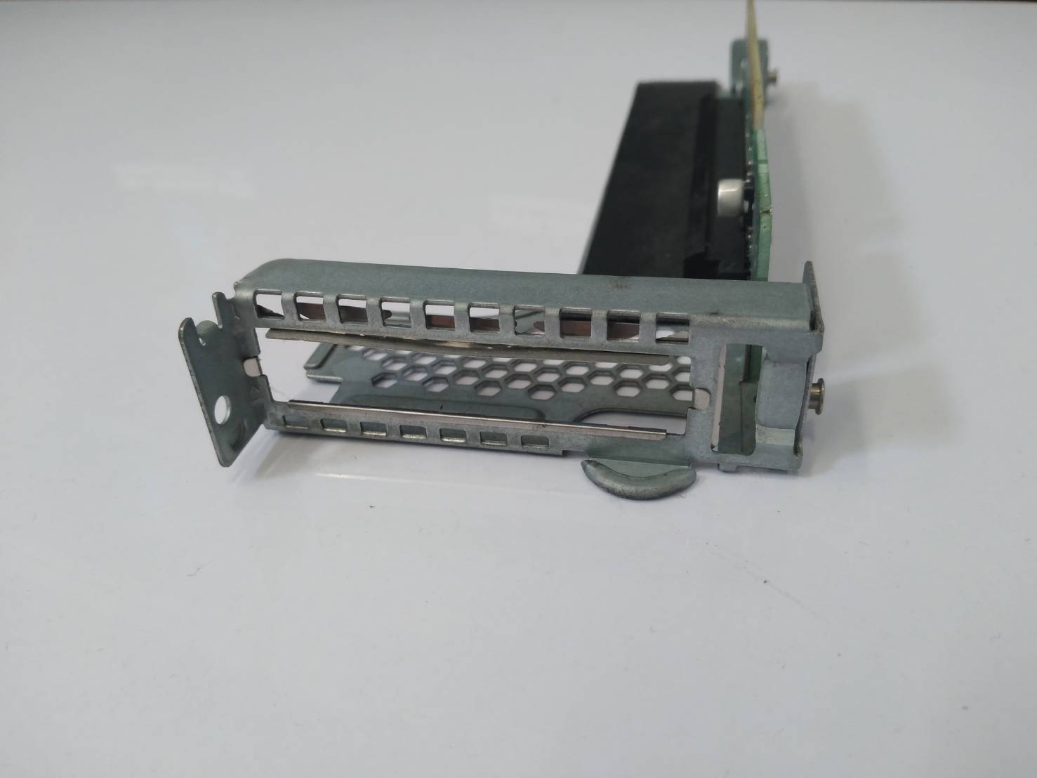 IBM X3550 M4 x16 PCIe Riser Card Low Profile 00Y7946 00AM326 94Y7588