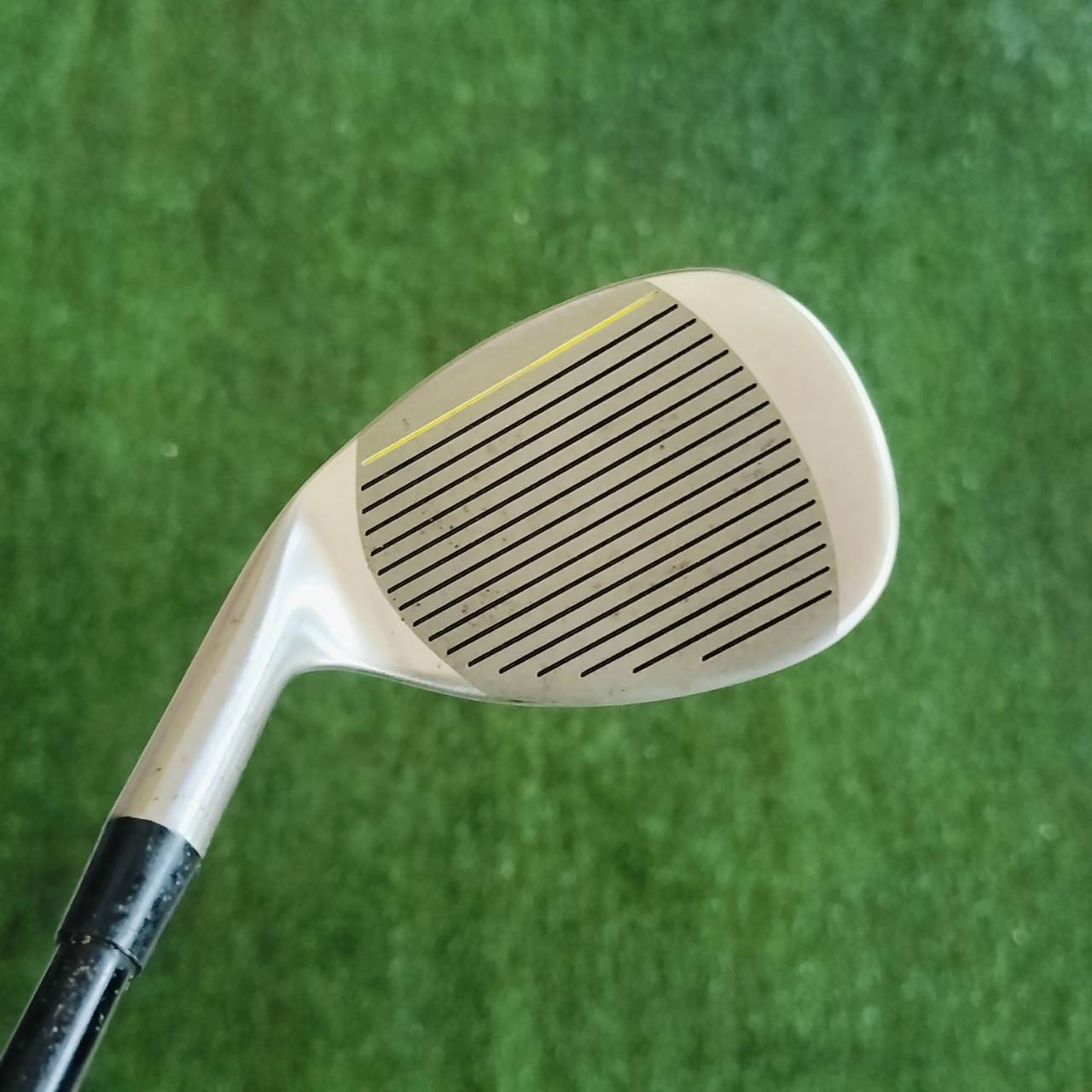 WEDGE Stinger 3x3 ตัวโหด!!! หน้าสัมผัสกว้าง สปินโหดมาก ชิพง่ายและแม่นแบบตึงๆเลยค่ะ ก้าน WEDGE FLEX โดยตรงเลย ไม้กอล์ฟพรีเมี่ยมมือสอง ของแท้ By NakaraLuxurious