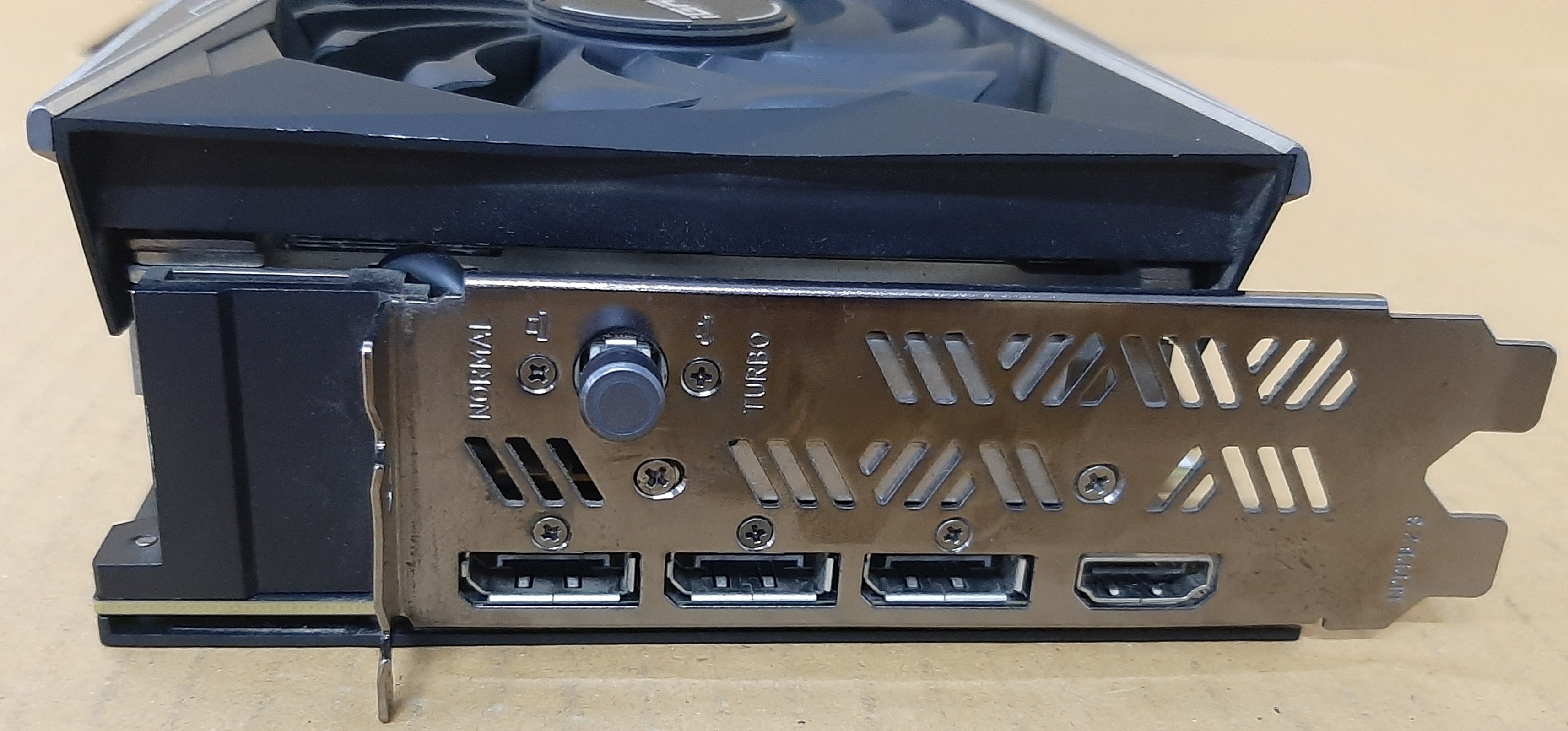 VGA การ์ดจอแสดงผล ยี่ห้อ Nvidia รุ่น iGame GeForce RTX3080 10GB DDR6 Vulcan OC-V สภาพดี มือสอง ประกันร้าน 1 เดือน