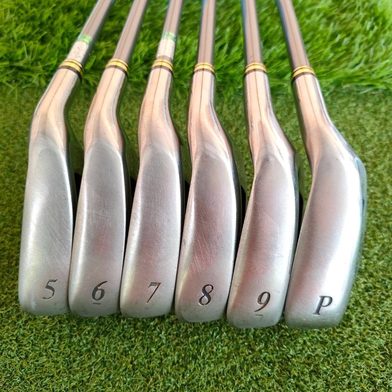 ชุดเหล็ก XXIO MP700 เป็นชุดเหล็กหน้าเด้ง คุณภาพสูงมาก หน้าใบจะมีเพลทหน้าเด้ง