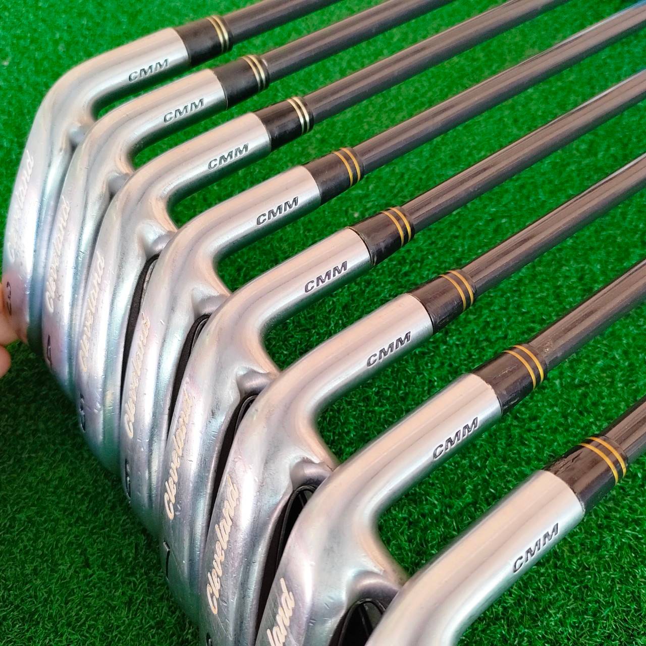 ชุดเหล็ก CLEVELAND CG4 CMM มีเหล็ก 3- 9 เเละ PW ครบชุด ก้าน GRAFALLOY ATTACKLITE FLEX R เหล็กคุณภาพดี เน้นตีง่าย ตีแม่นๆ ตกหยุด