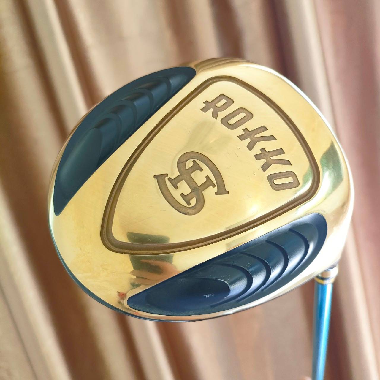DRIVER ROKKO SH HI-COR (หน้าเด้งเกินกฏ) องศา ก้าน TOUR AD SL5 FLEX R1 เป็นไม้ที่ช่วยท่านที่สวิงไม่แรง ให้ได้ระยะ ตีไกลสุดขั้ว ชนรั้วชนธง จนเพื่อนในก๊วนต้องตกใจ!!!