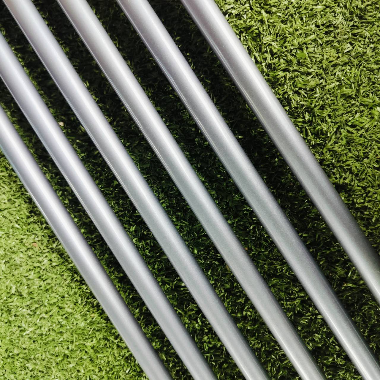 ชุดเหล็ก Callaway BIGBERTHAR ก้านกราไฟต์ FLEX R ชดเชยสูงมาก Cavity ลึกมากตีง่ายมากๆ และตีเต็มระยะ ไม้กอล์ฟพรีเมี่ยมมือสอง ของแท้ By NakaraLuxurious