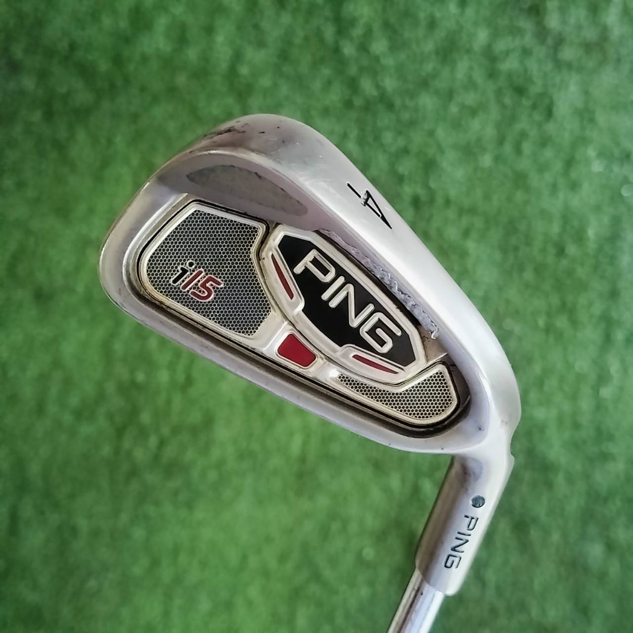 เหล็ก 4 PING i15 หน้าโหดมาก!!! เป็นเหล็กหน้า MILLED ตีติดสปิน ตกหยุด วัสดุพรีเมี่ยมที่เป็นลิขสิทธิ์เฉพาะ PING ไม้กอล์ฟพรีเมี่ยมมือสอง ของแท้ By NakaraLuxurious