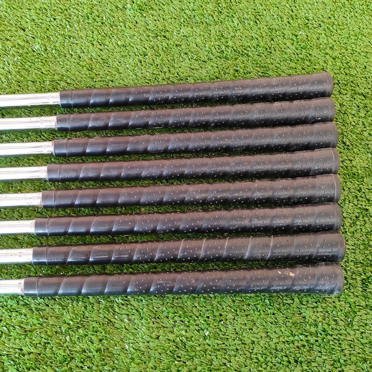 ชุดเหล็ก PING KARSTEN III มีเหล็ก 3-9 เเละ SW ** ไม่มี PW ** ก้าน PING ตีดีตีมันส์ วัสดุดีมากๆ