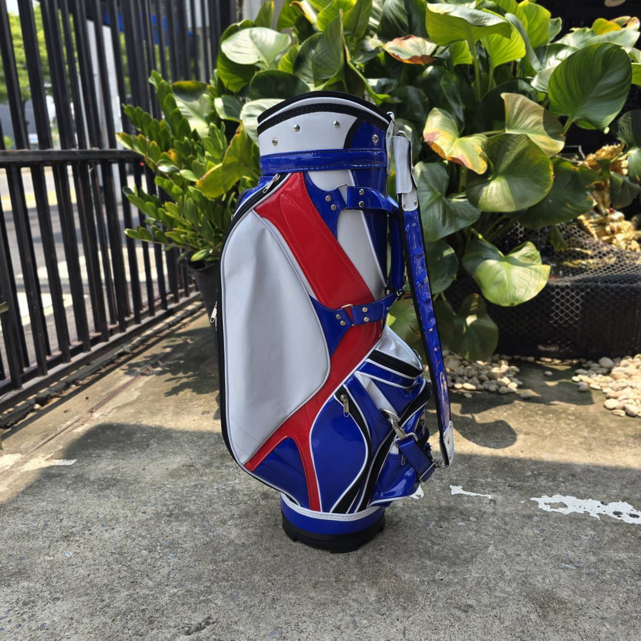 ถุงกอล์ฟ DYM-111 TEAM USA JOKER หนังแก้ว สภาพสวยมาก เดิมๆ ใบใหญ่ถุง TOUR