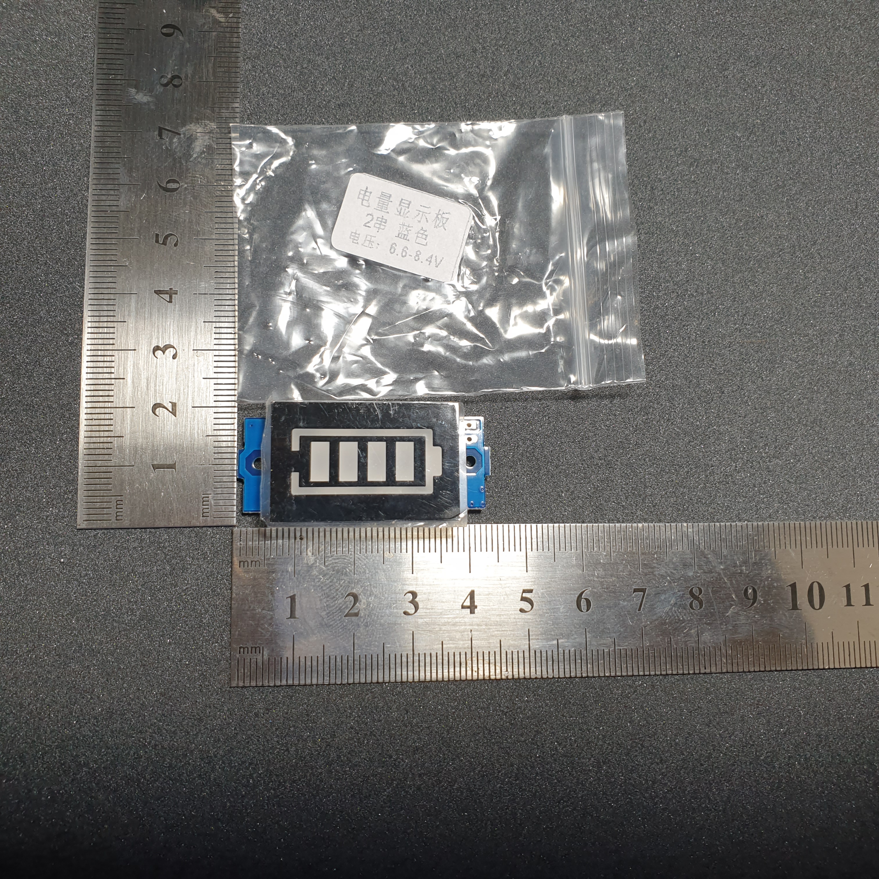 จอวัดแรงดันแบต 2 เซลล์ Battery level indicator 2 cell 6.8-8.4V ไฟ LED 4 ระดับ สีฟ้า Lithium battery pack power indicator board