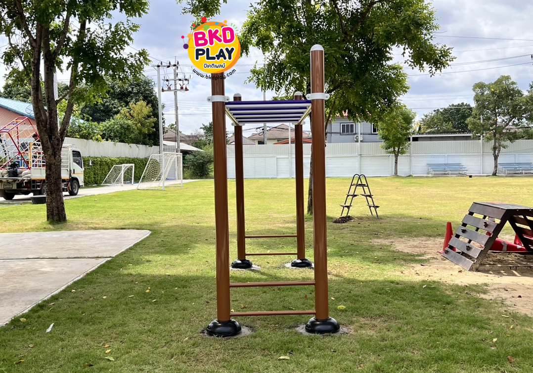 เครื่องออกกำลังกายกลางแจ้ง ชุดอุปกรณ์ บริหารแขน หน้าอก หัวไหล่ แบบบาร์โหน เหนือศรีษะ สำหรับผู้ใหญ่ เด็กโตเล่นได้ ลานกีฬา อเนกประสงค์ สนามกีฬา ผลิตในไทย 10-20 วัน