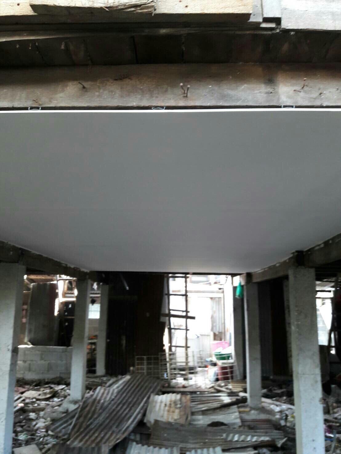 งานดีดบ้านขึ้น,เปลี่ยนฝ้า,เปลี่ยนหลังคาบ้านพัก การรถไฟแห่งประเทศไทย