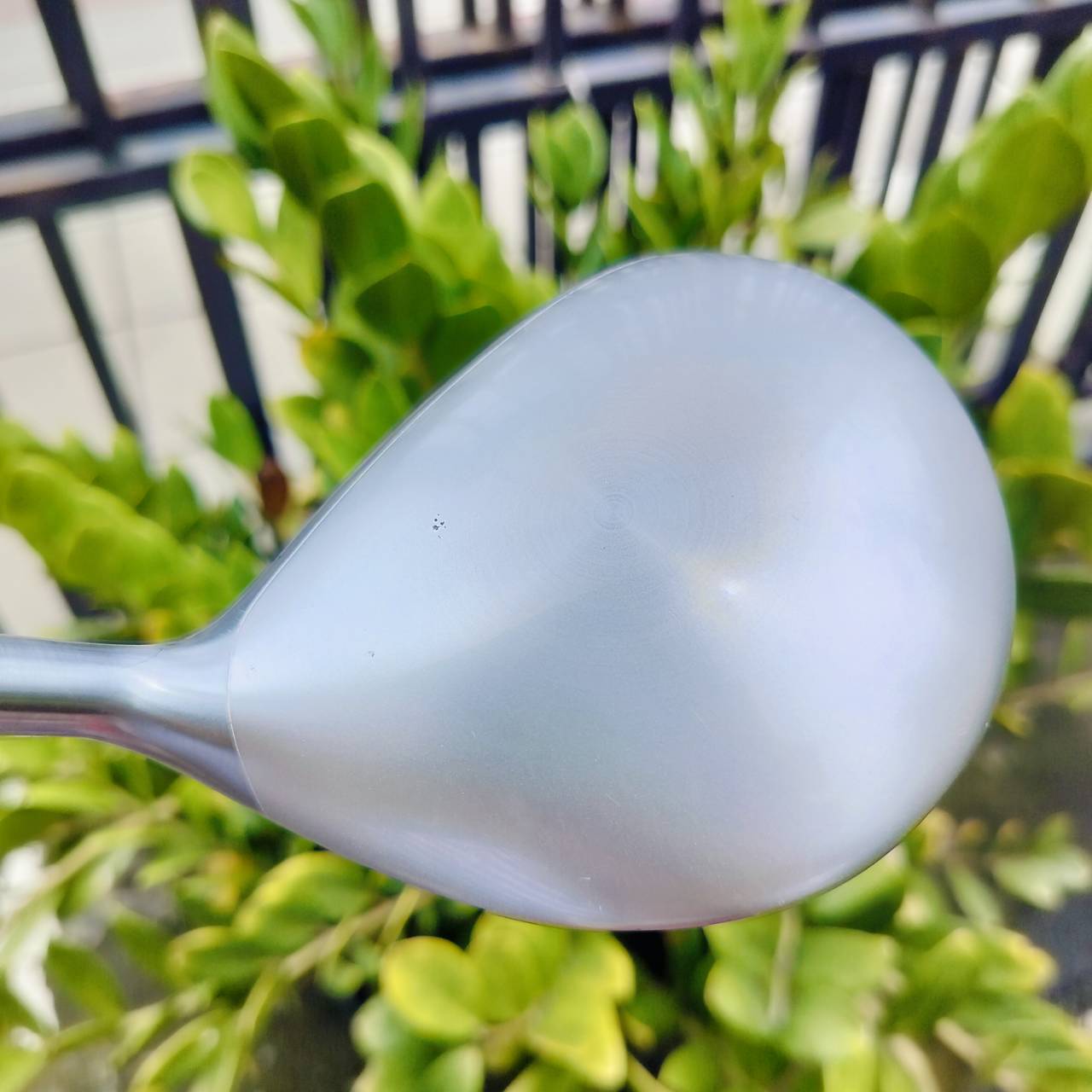 FW3 VOLTIO 2 Platinum องศา 15 รุ่น G คือมีออฟเซ็ต ช่วยลดเฟดได้ทันที มีหมุดถ่วงถึง 4 จุด ตีตรงอย่างมาก ก้านสุดพรีเมี่ยม TOUR AD VJ-5F FLEX R ตีวงสบายๆก็ไกลมากและลูกลอยง่าย ไม้กอล์ฟพรีเมี่ยมญี่ปุ่นมือสอง ของแท้ By NakaraLuxurious