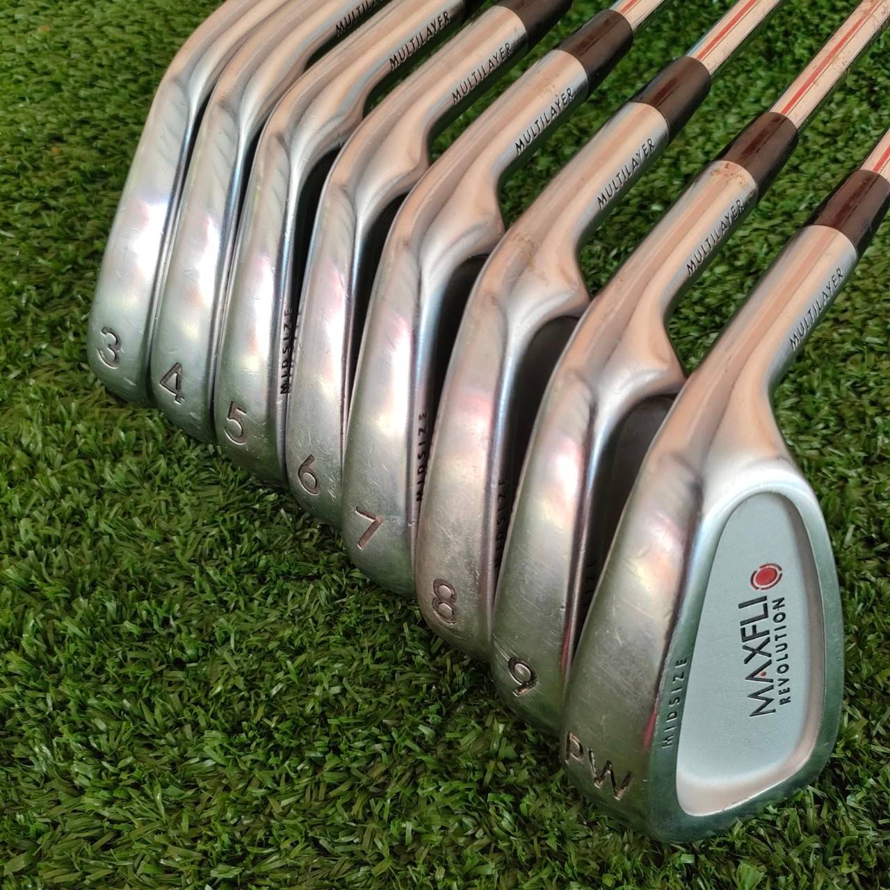 ชุดเหล็ก MAXFLI REVOLUTION มีเหล็ก 3-9 เเละ PW ก้าน DYNAMIC GOLD R300