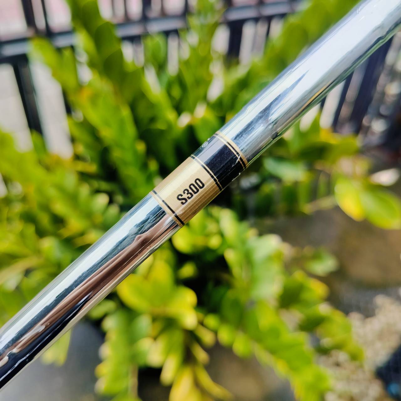 เหล็ก 4 MIZUNO MP-14 ก้าน DYNAMIC GOLD S300 ใส่กริพ GOLF PRIDE สภาพใหม่สวยมาก วัสดุ FORGED นุ่ม แน่นมาก สปินดีมาก ตีแบบแต่งช๊อตได้ ไม้กอล์ฟพรีเมี่ยมมือสอง ของแท้ By NakaraLuxurious